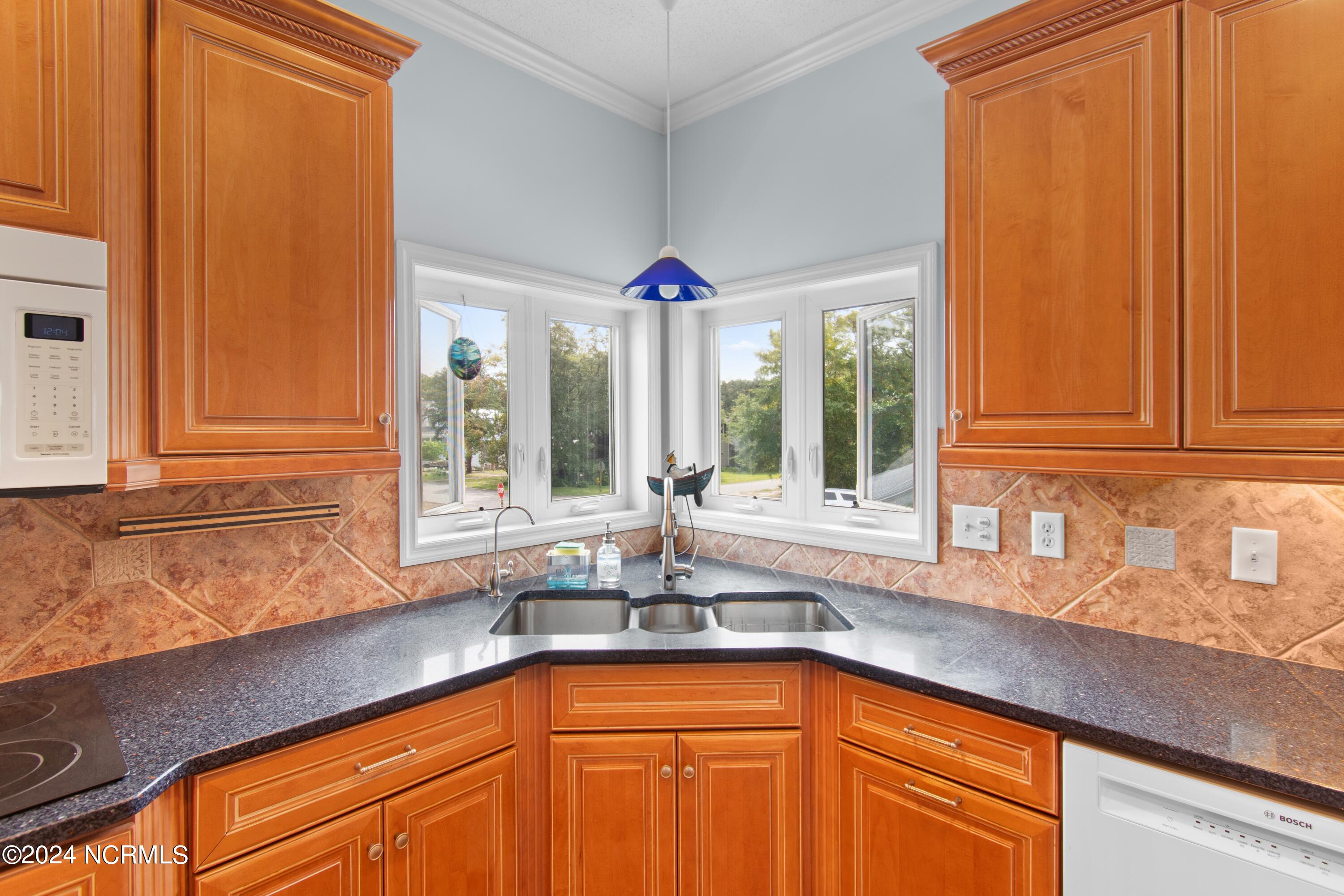 404 W Yacht Drive Property Photo 25