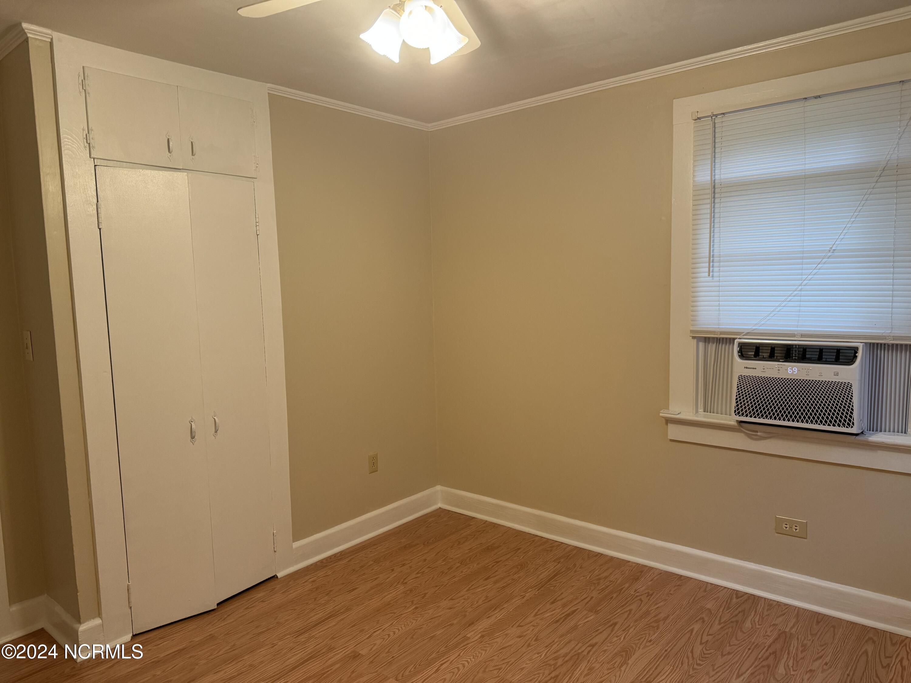 136 S Oak Forest Road Property Photo 8