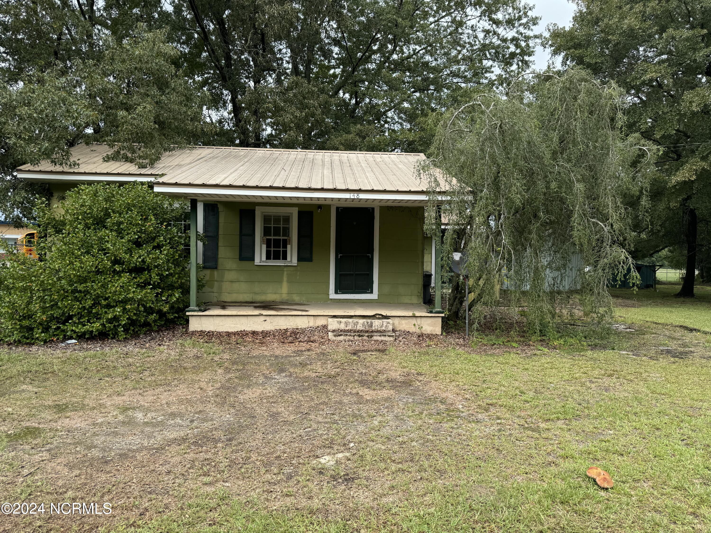 136 S Oak Forest Road Property Photo 13