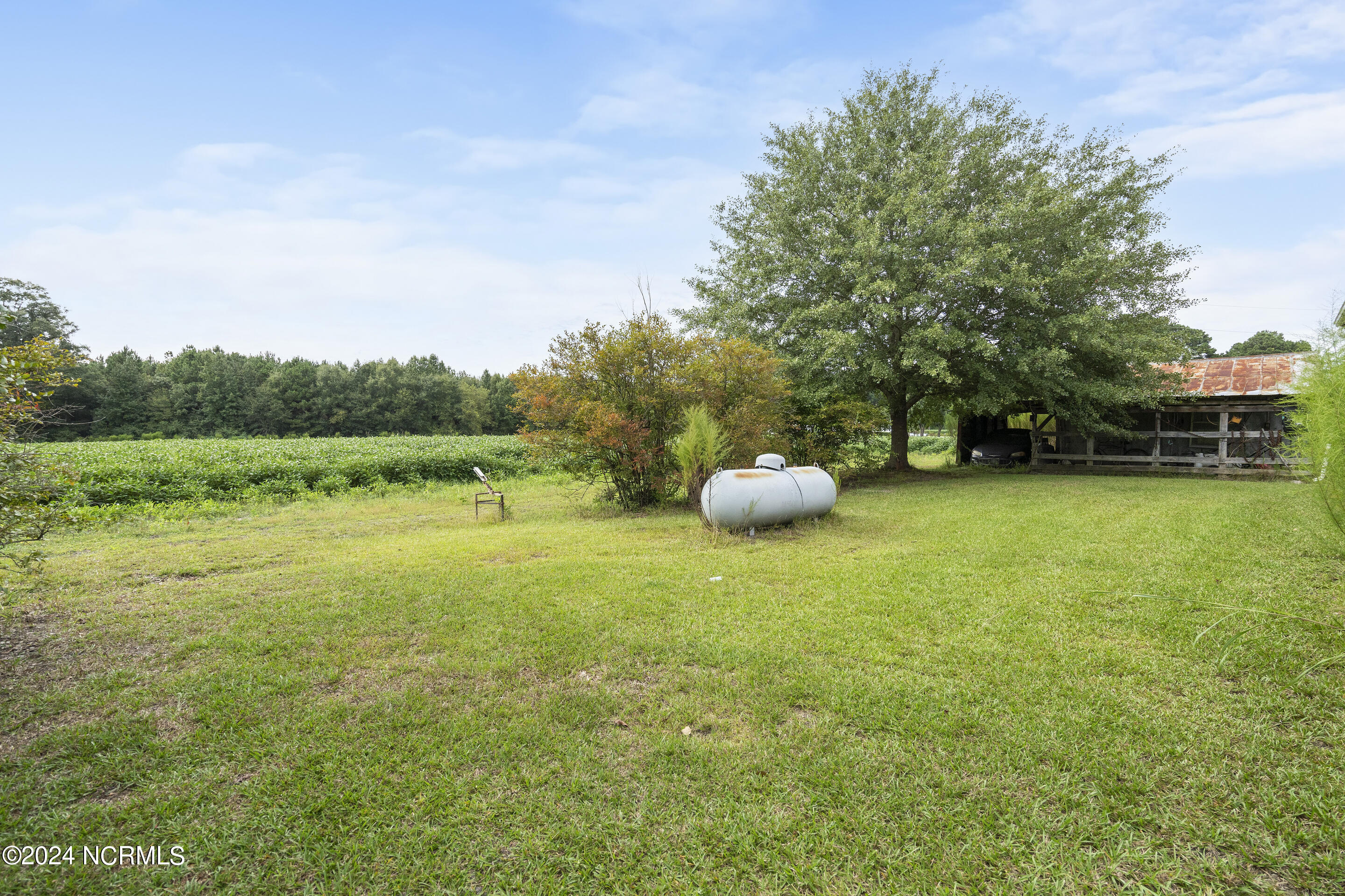 Property Photo 31