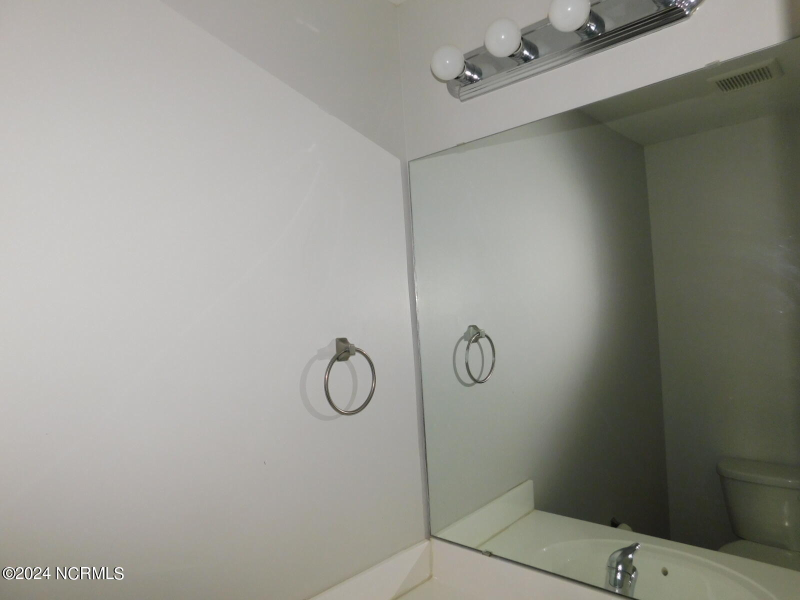 108 Meadow Way Property Photo 10