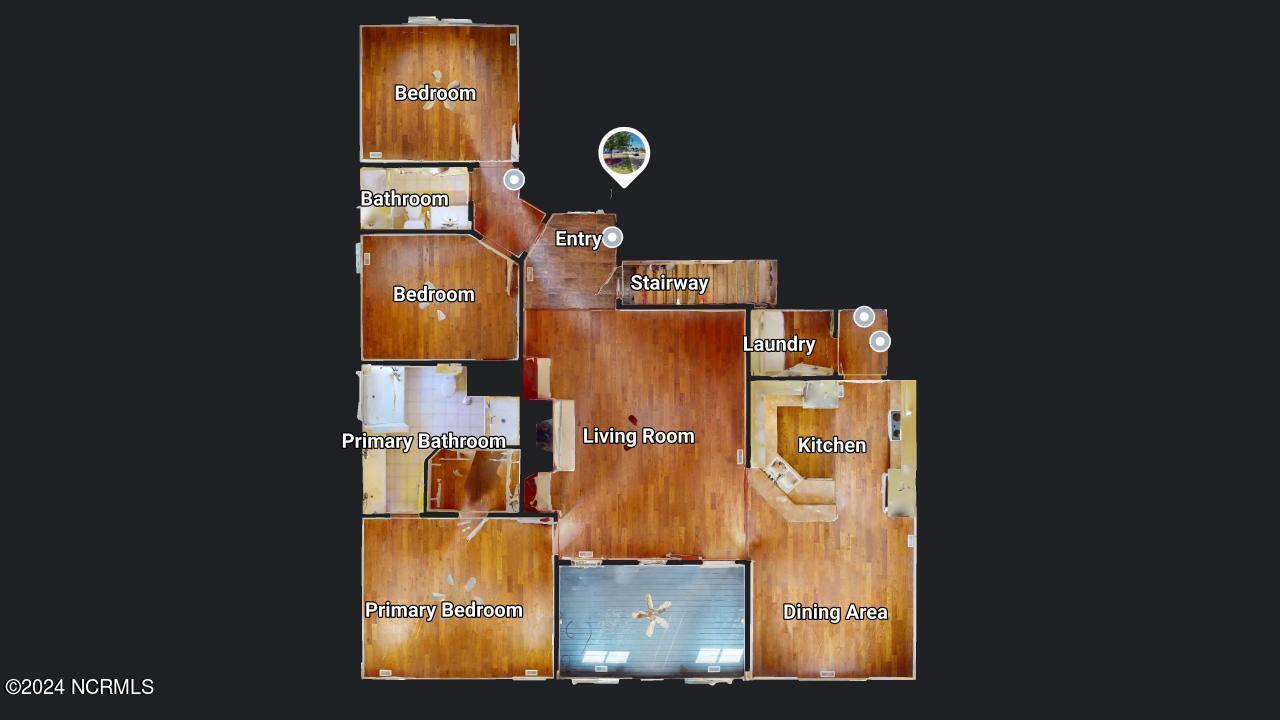 214 King's Way Property Photo 23