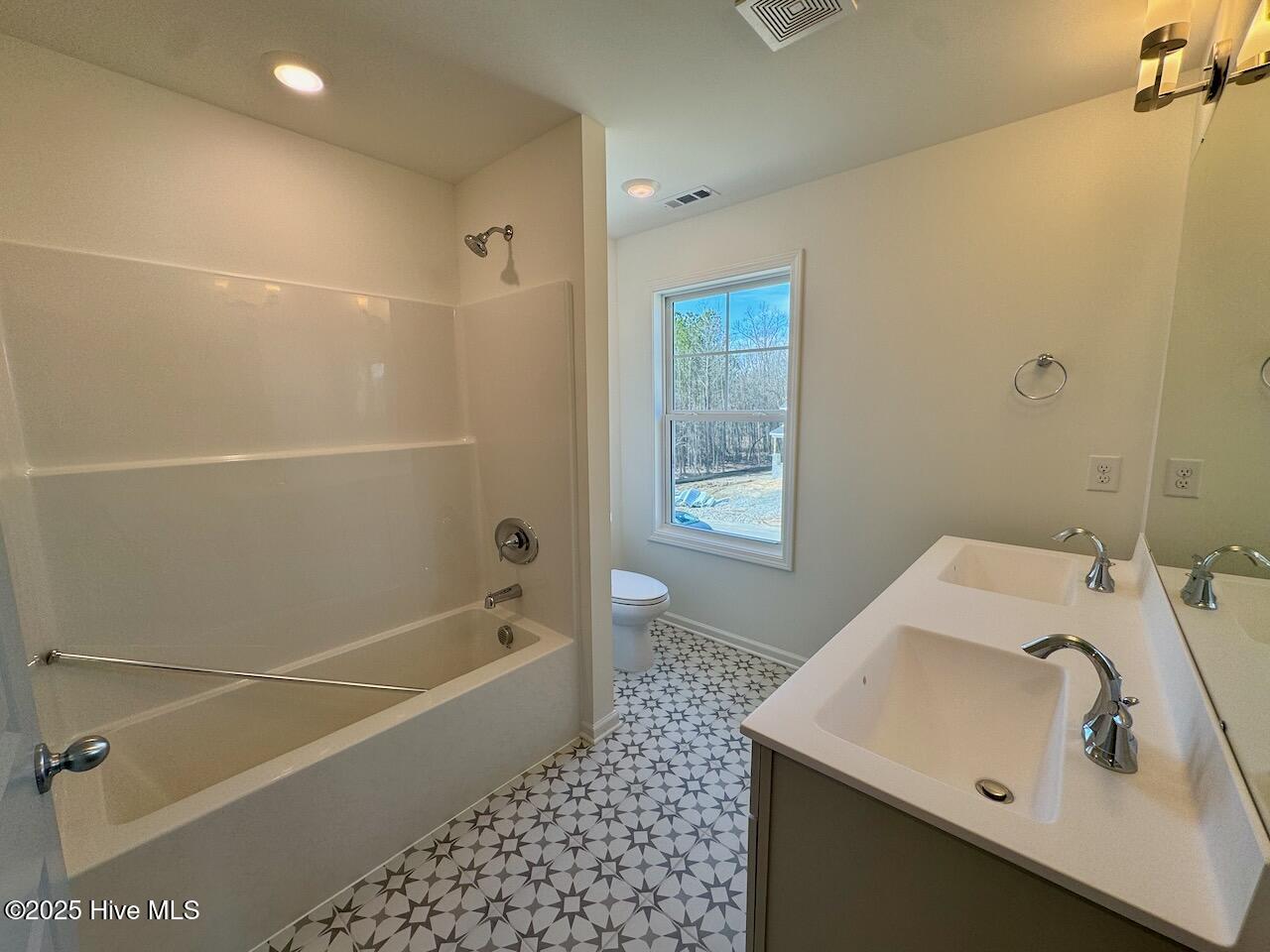 235 Grand Griffon Way Property Photo 54