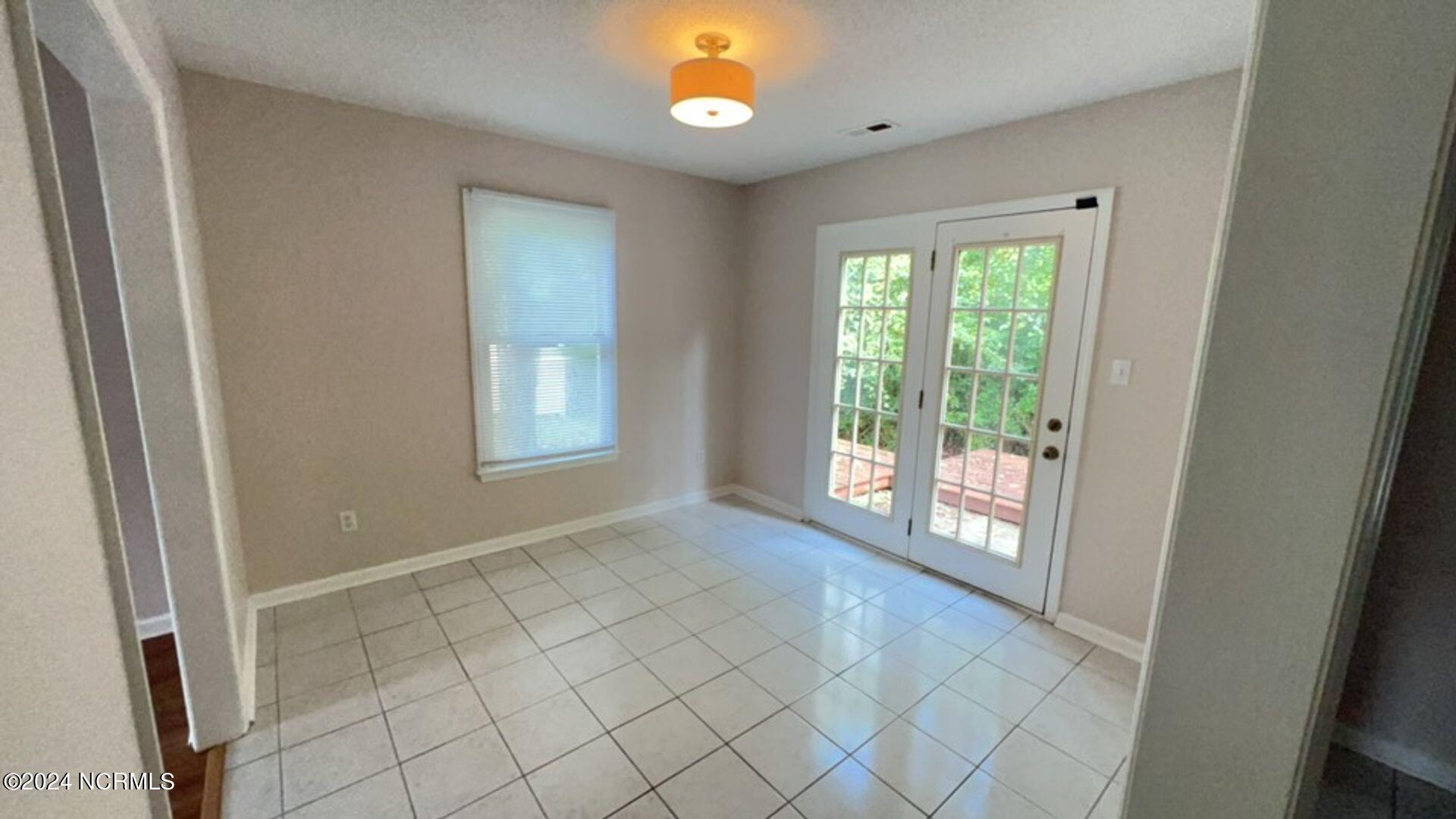 111 Carlisle Court Property Photo 3