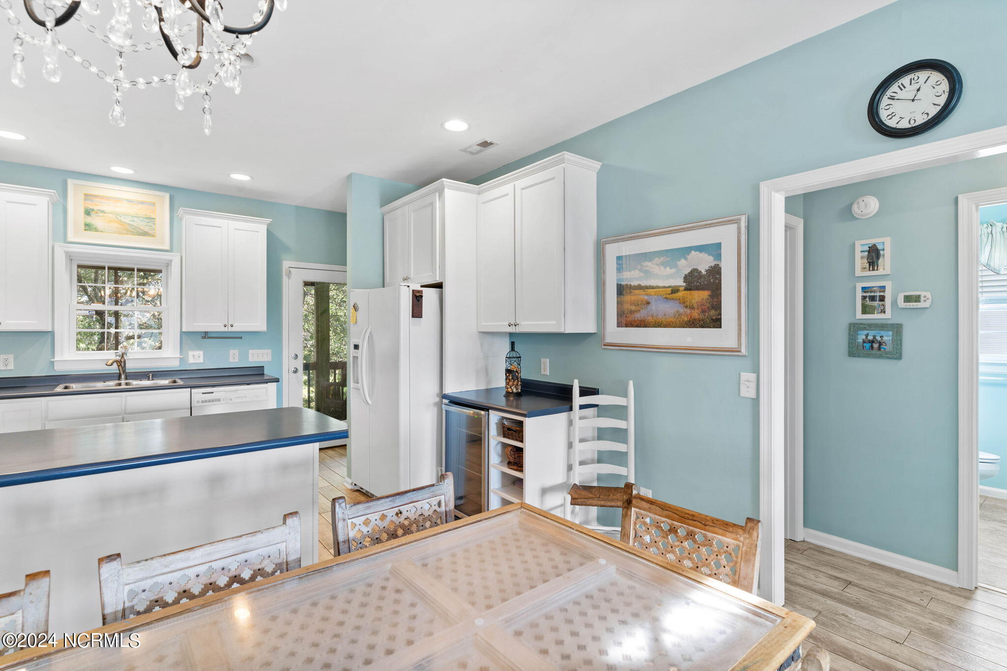 1126 E Dolphin Drive Property Photo 21