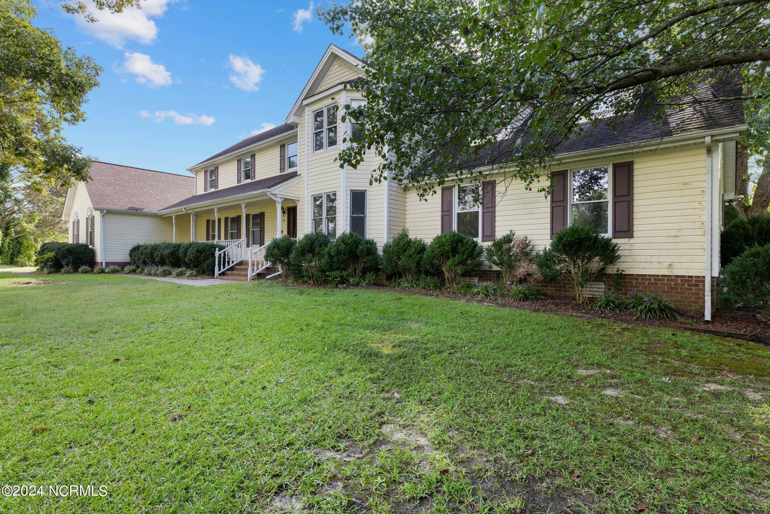 1912 Nc-111 Property Photo 3