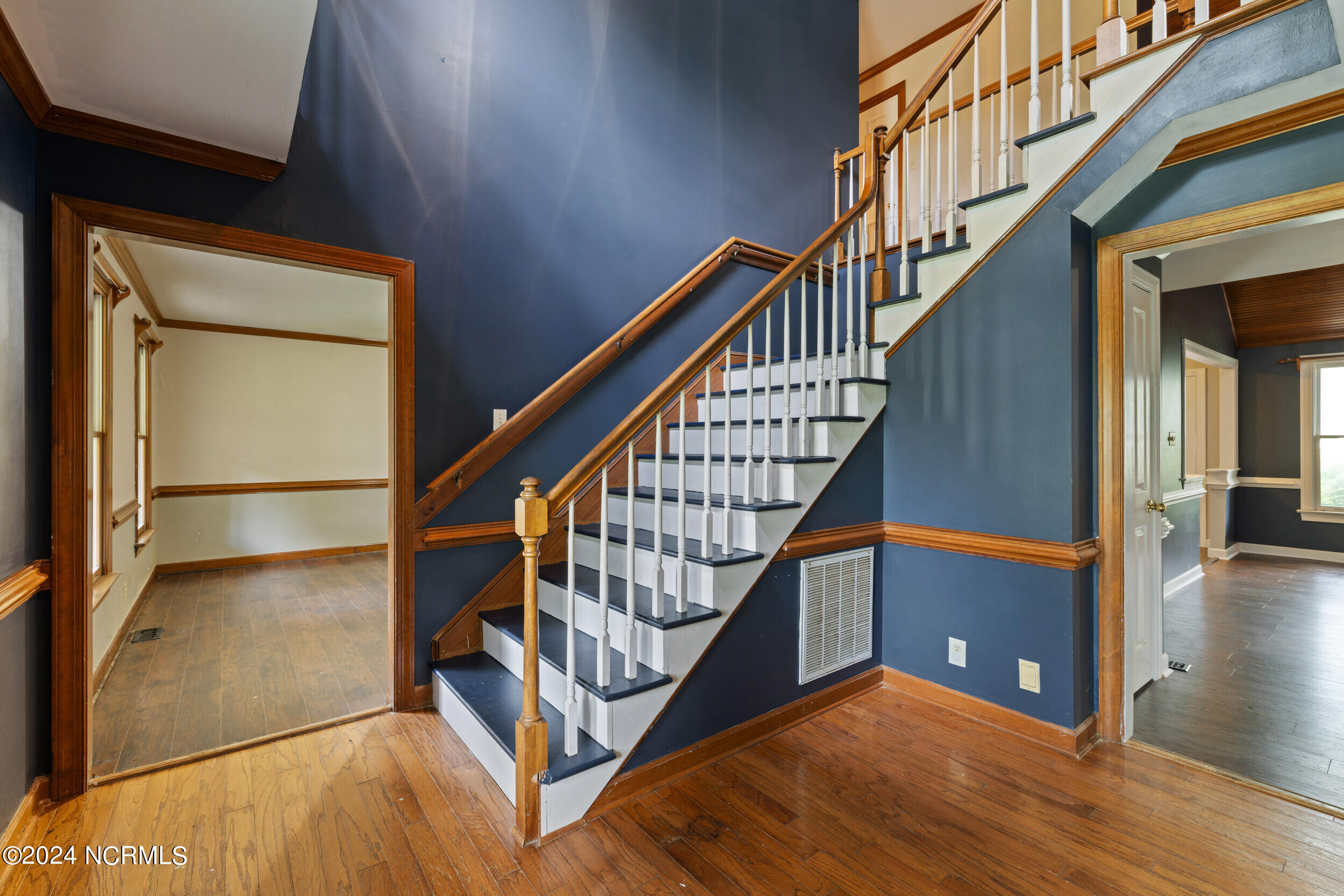 1912 Nc-111 Property Photo 7