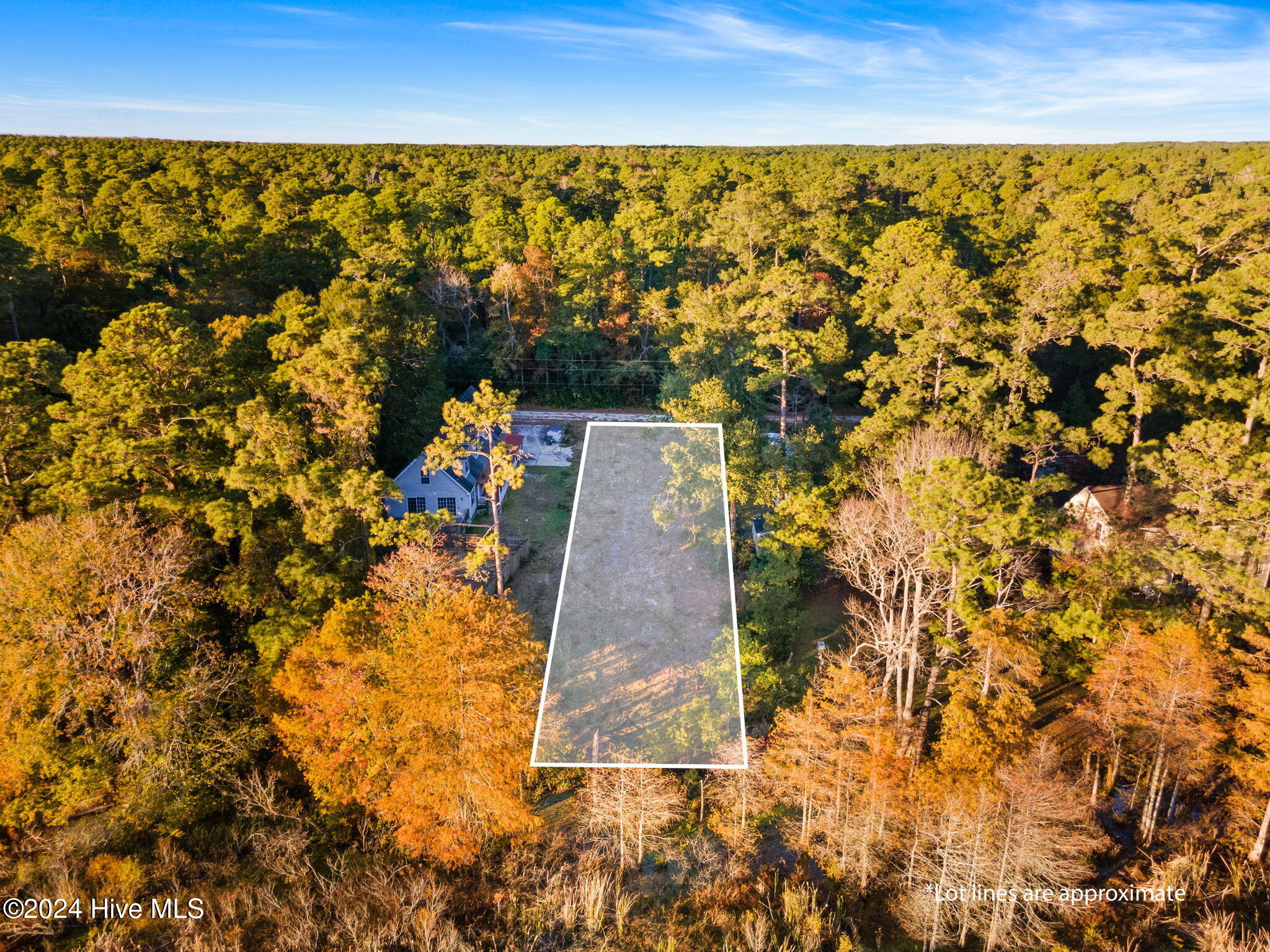 690 Sunset Lakes Boulevard Property Photo 16