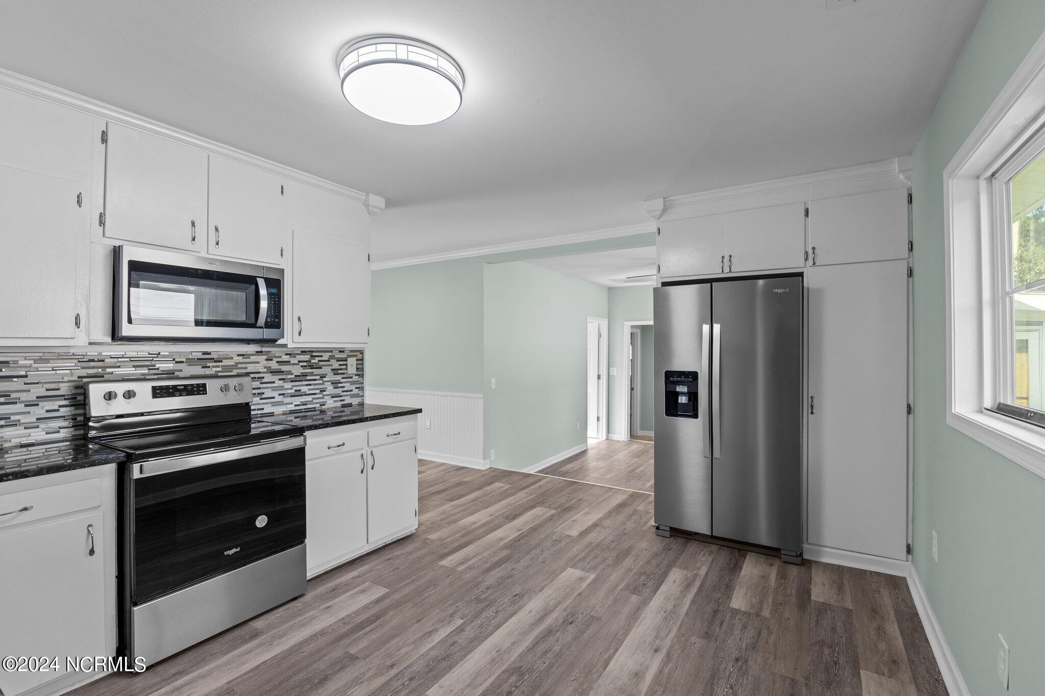 126 English Street Property Photo 5