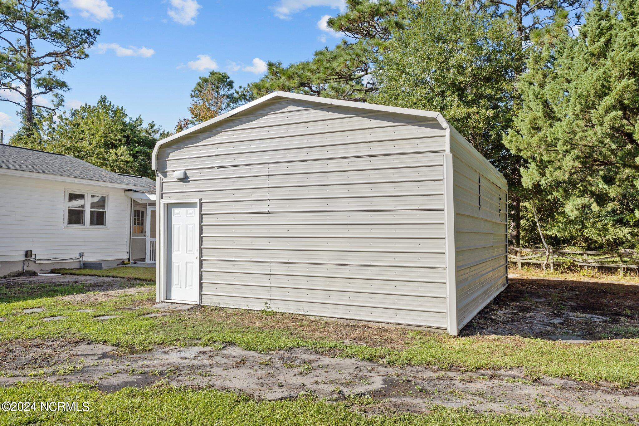 126 English Street Property Photo 8