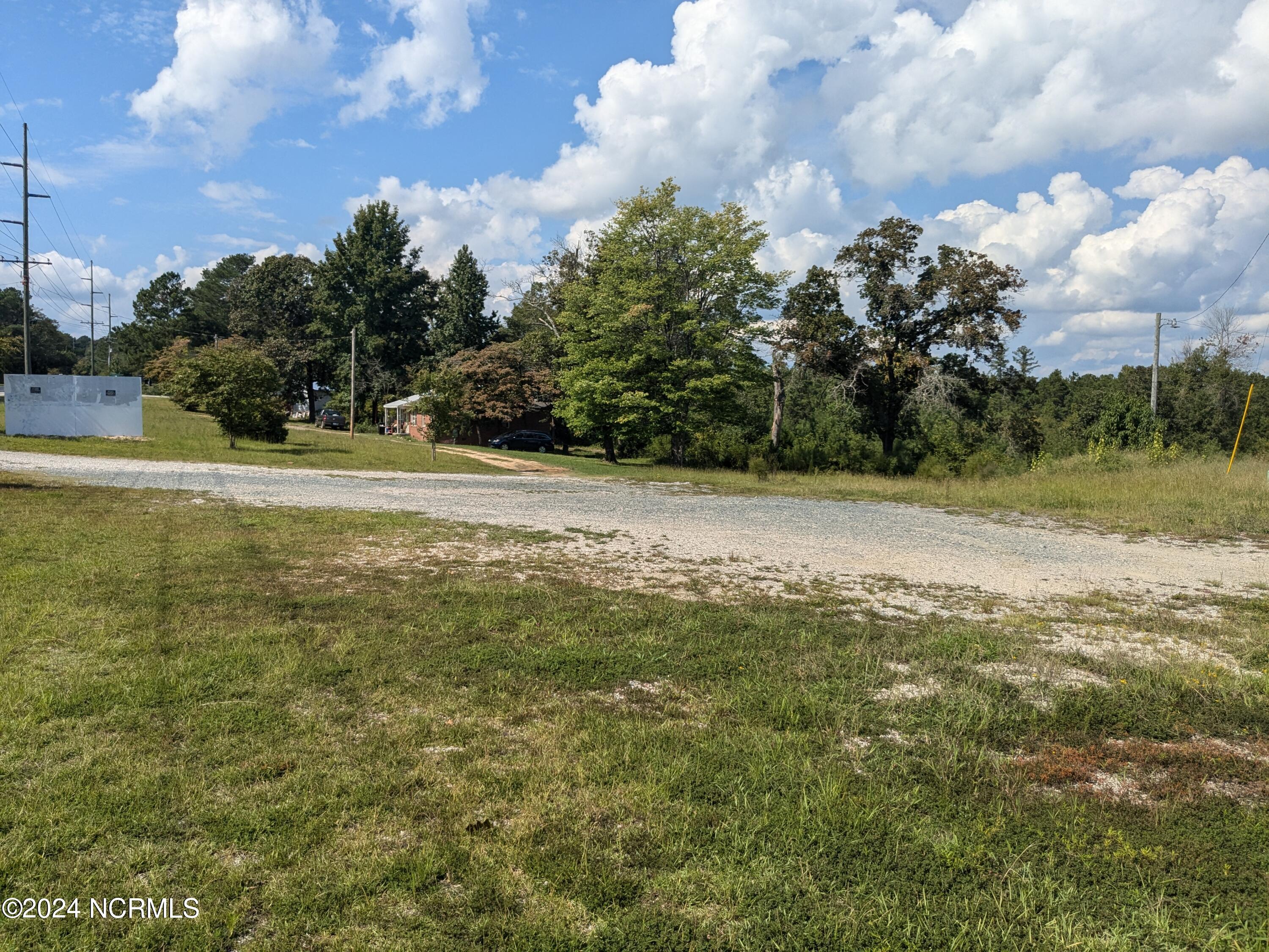 945 Nc 24 Property Photo 1