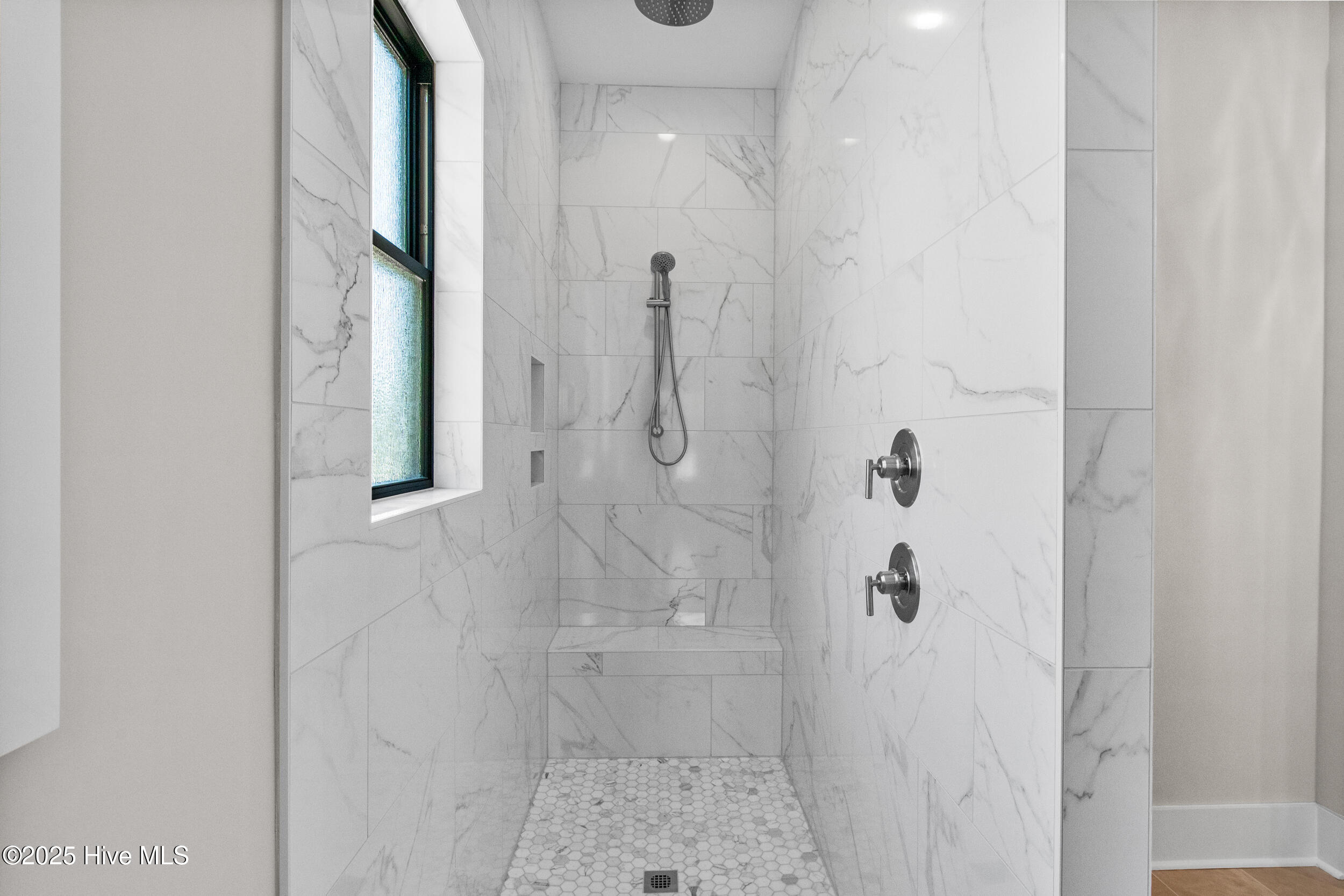 616 Waterstone Drive Property Photo 21