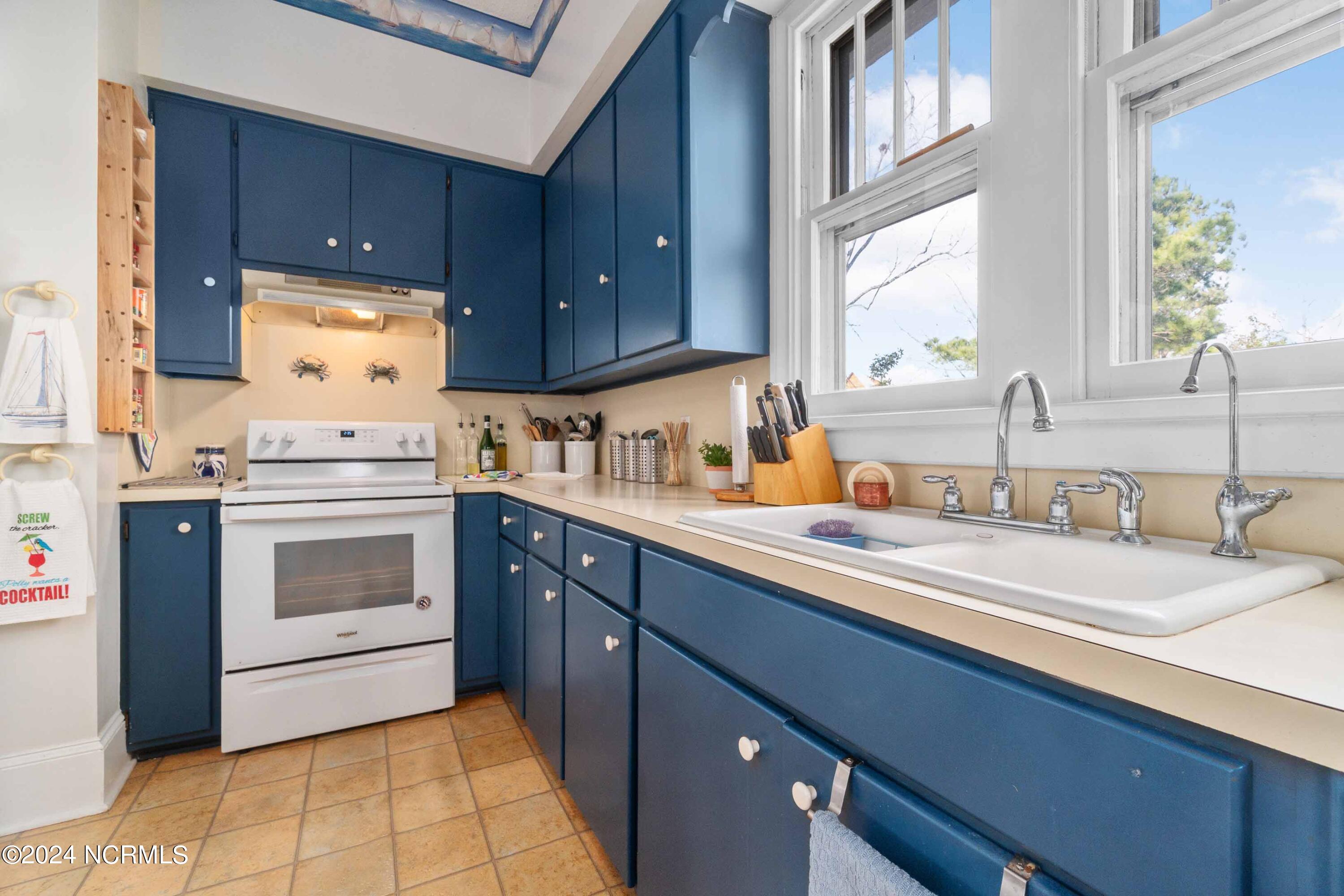 500 Hodges Street Property Photo 9