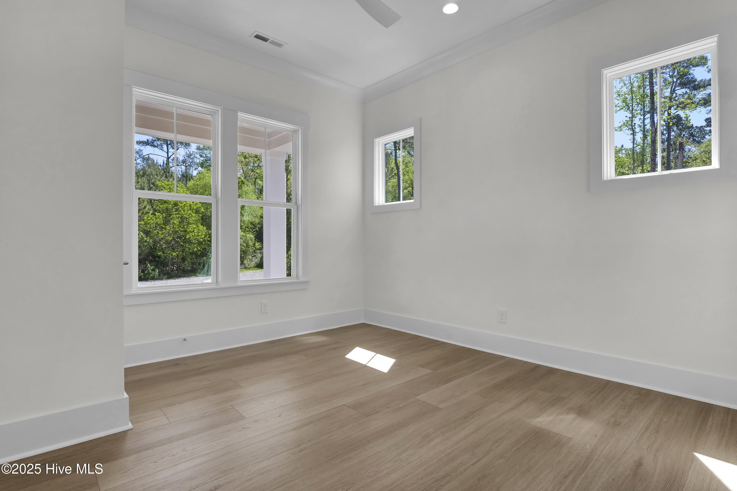 324 Grayhawk Circle Property Photo 16