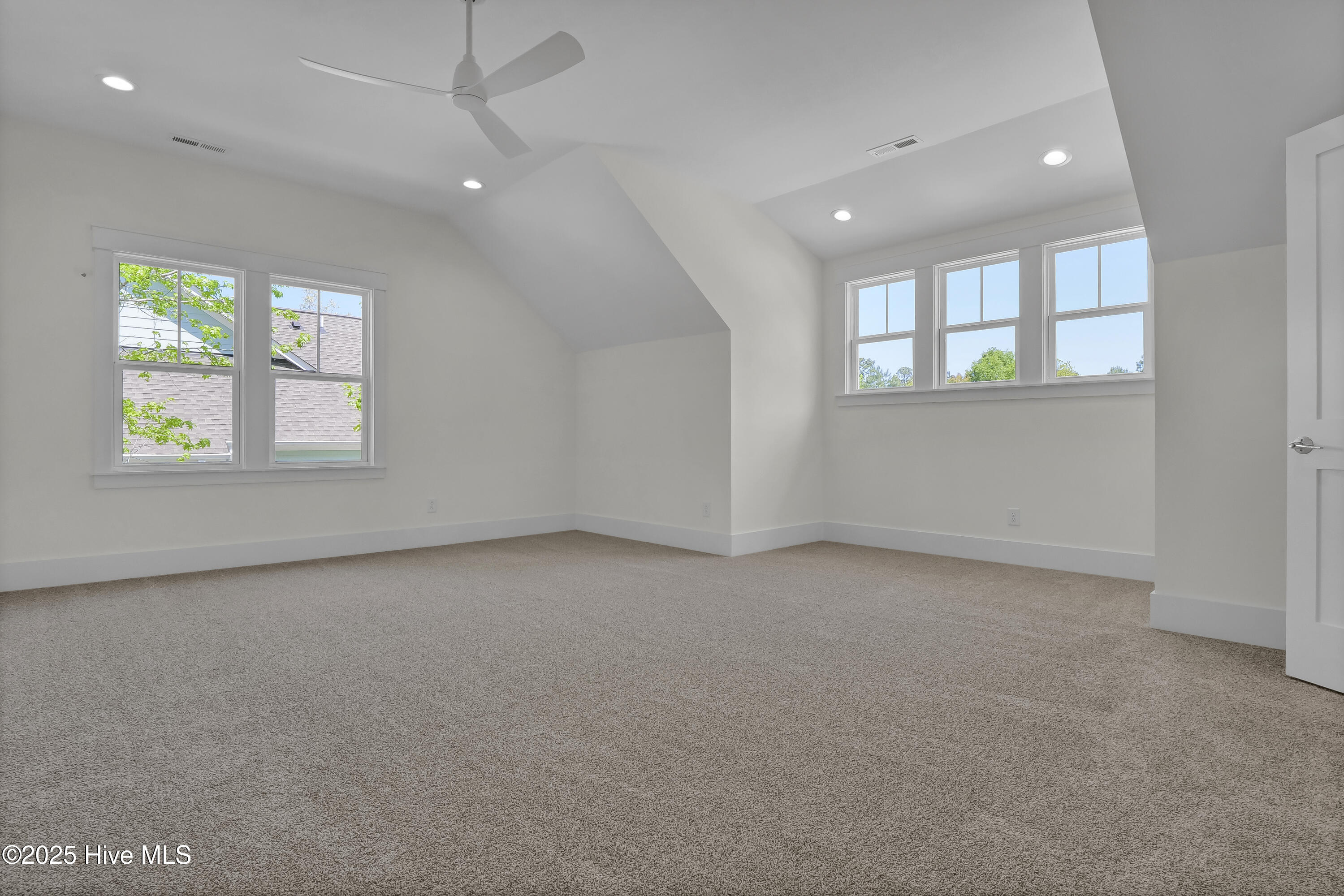 324 Grayhawk Circle Property Photo 39