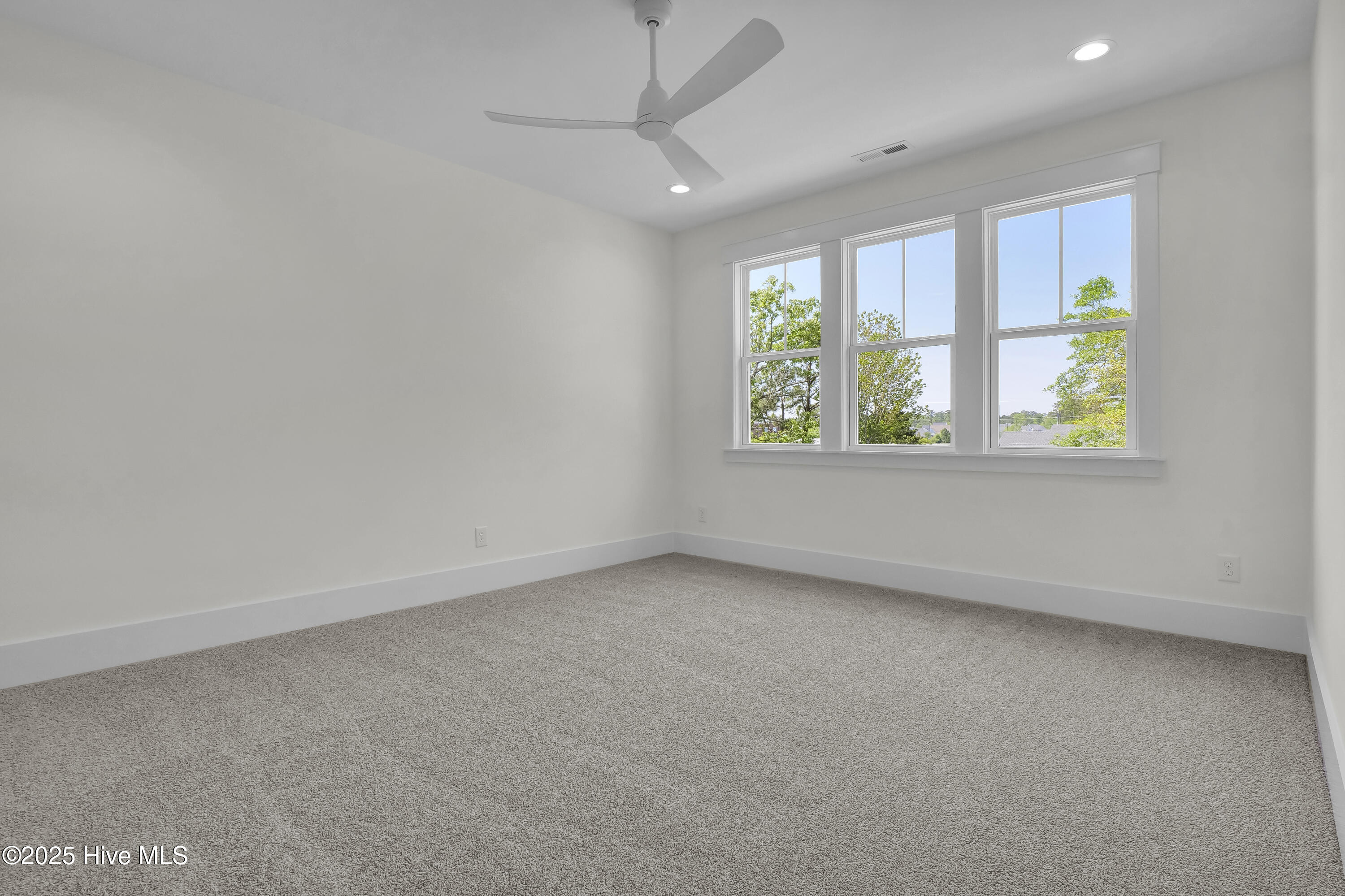 324 Grayhawk Circle Property Photo 43
