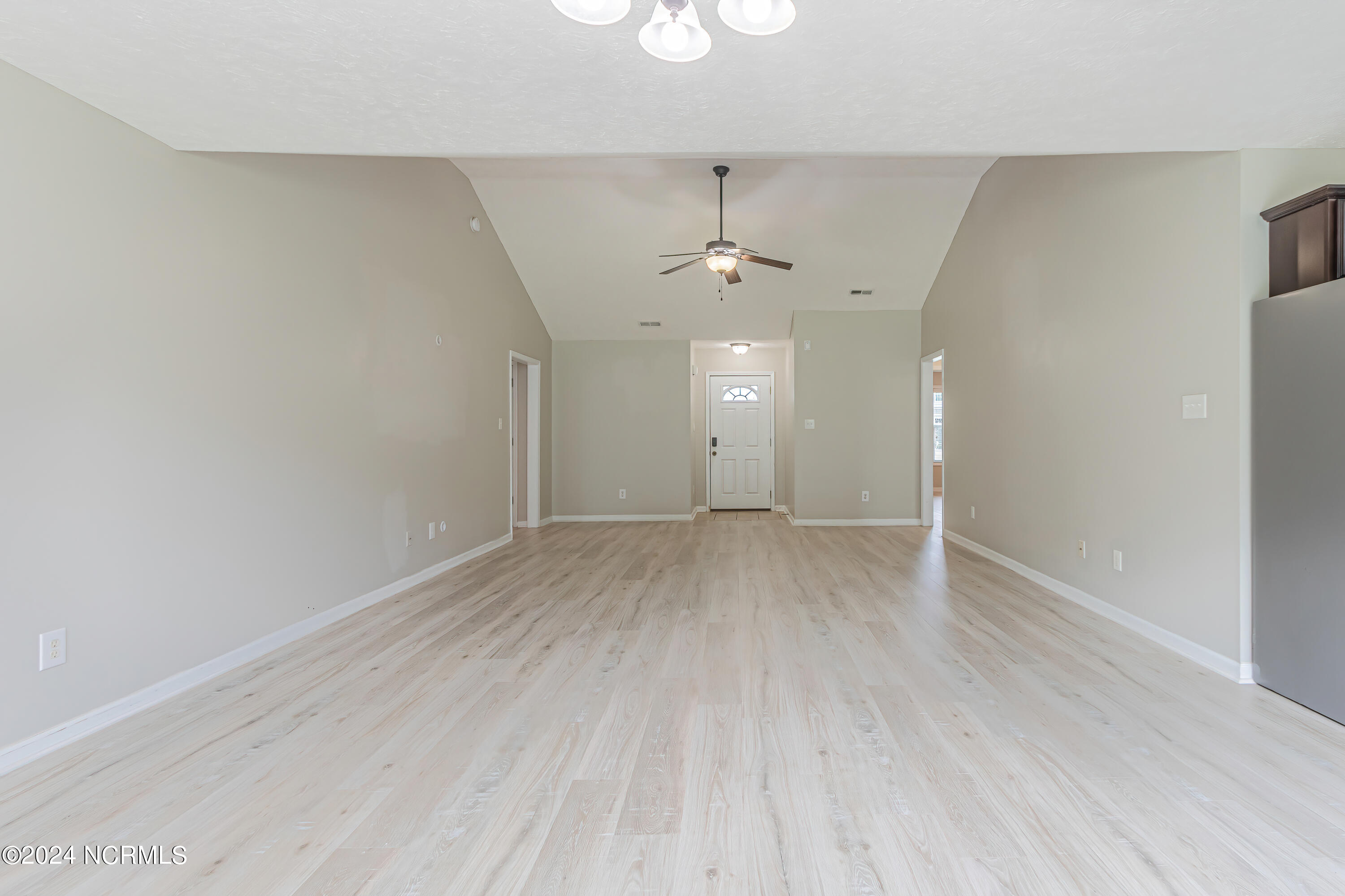 309 Hughes Lane Property Photo 10
