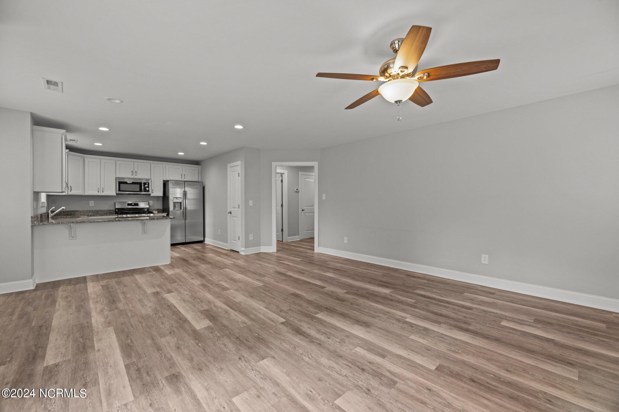 307 Green Trees Drive Property Photo 11