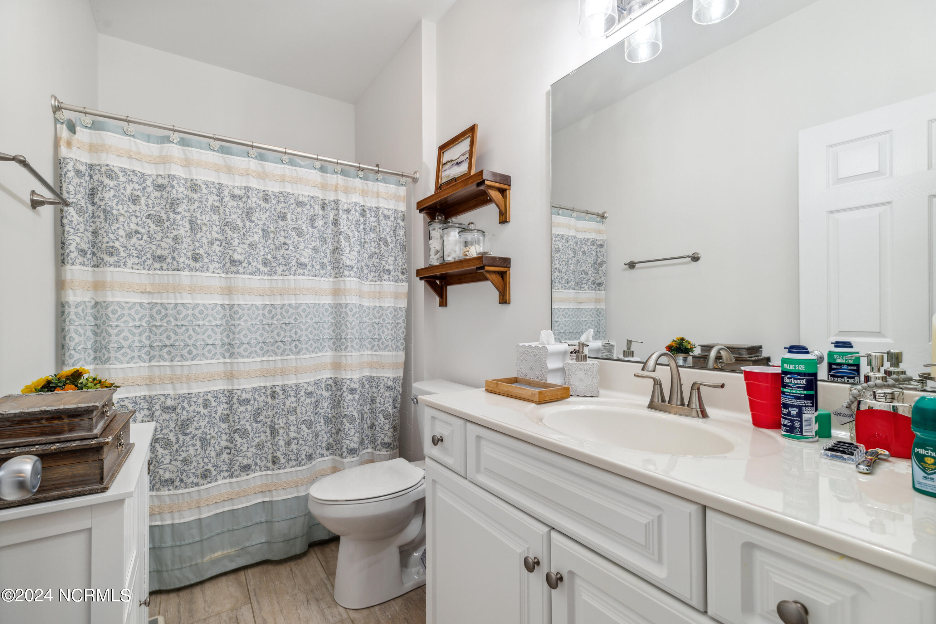 106 Kellerton Court Property Photo 19