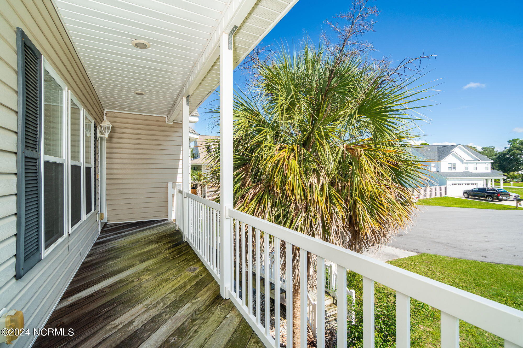 105 Dora Court Property Photo 6