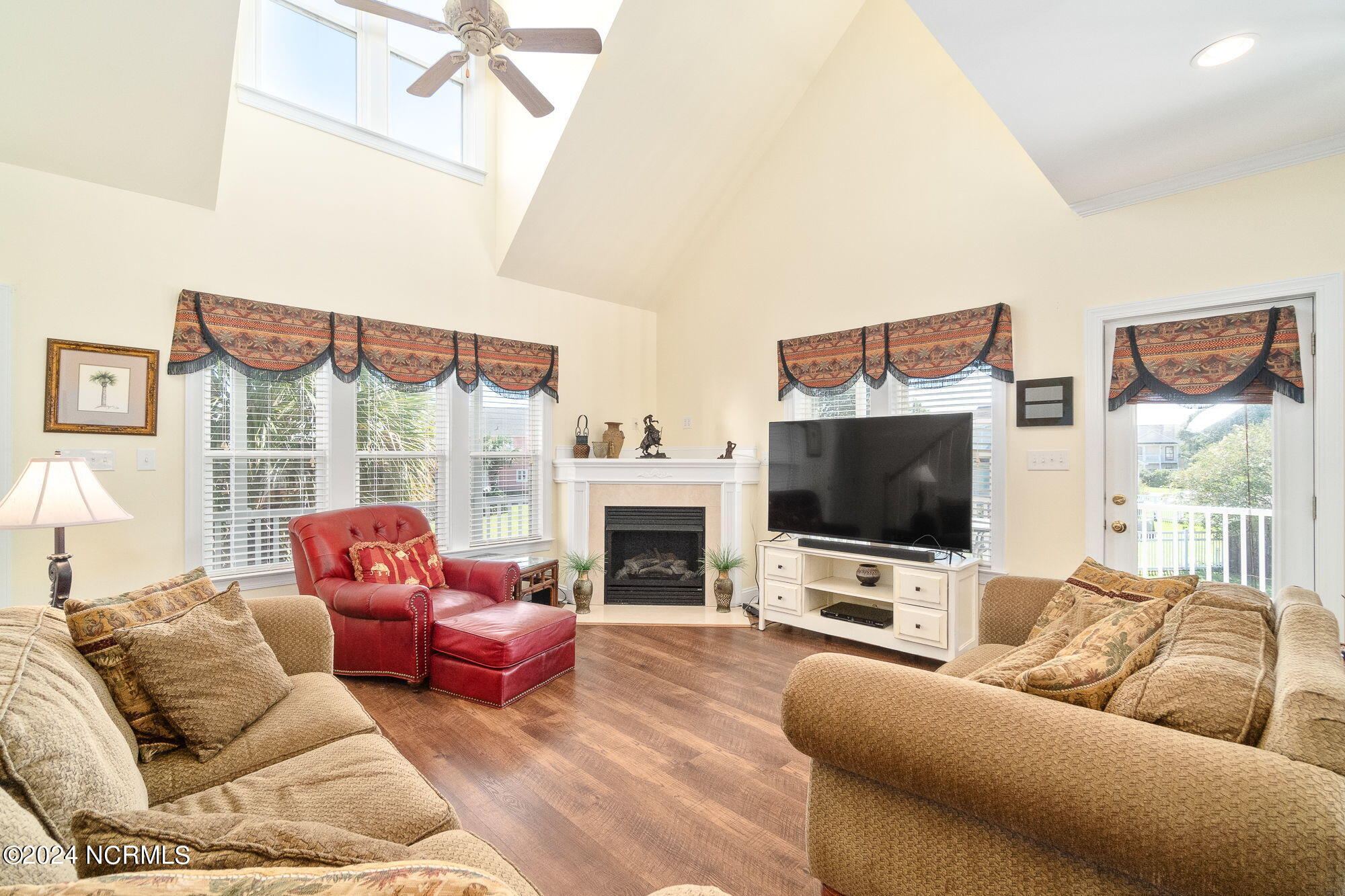 105 Dora Court Property Photo 13