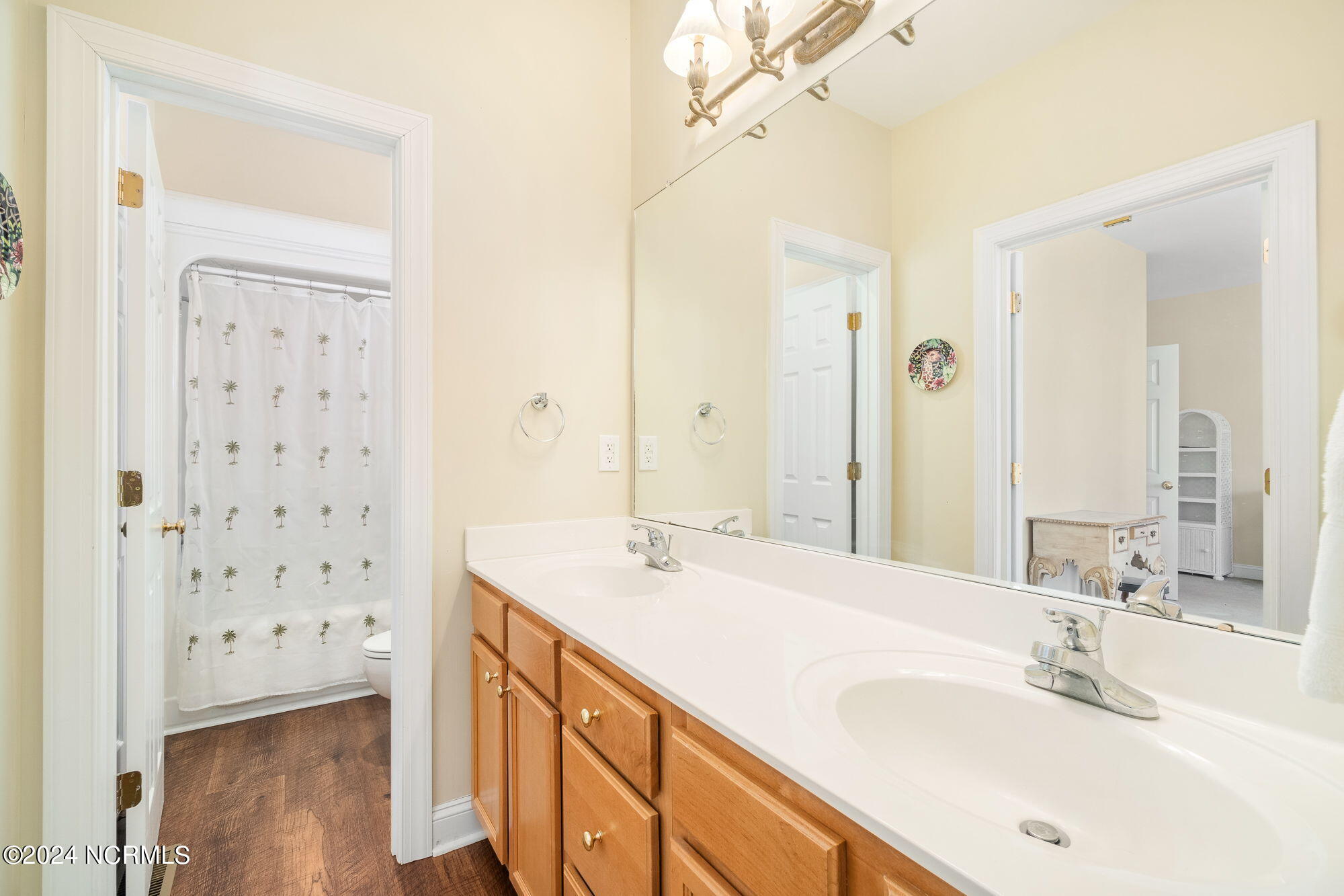 105 Dora Court Property Photo 27