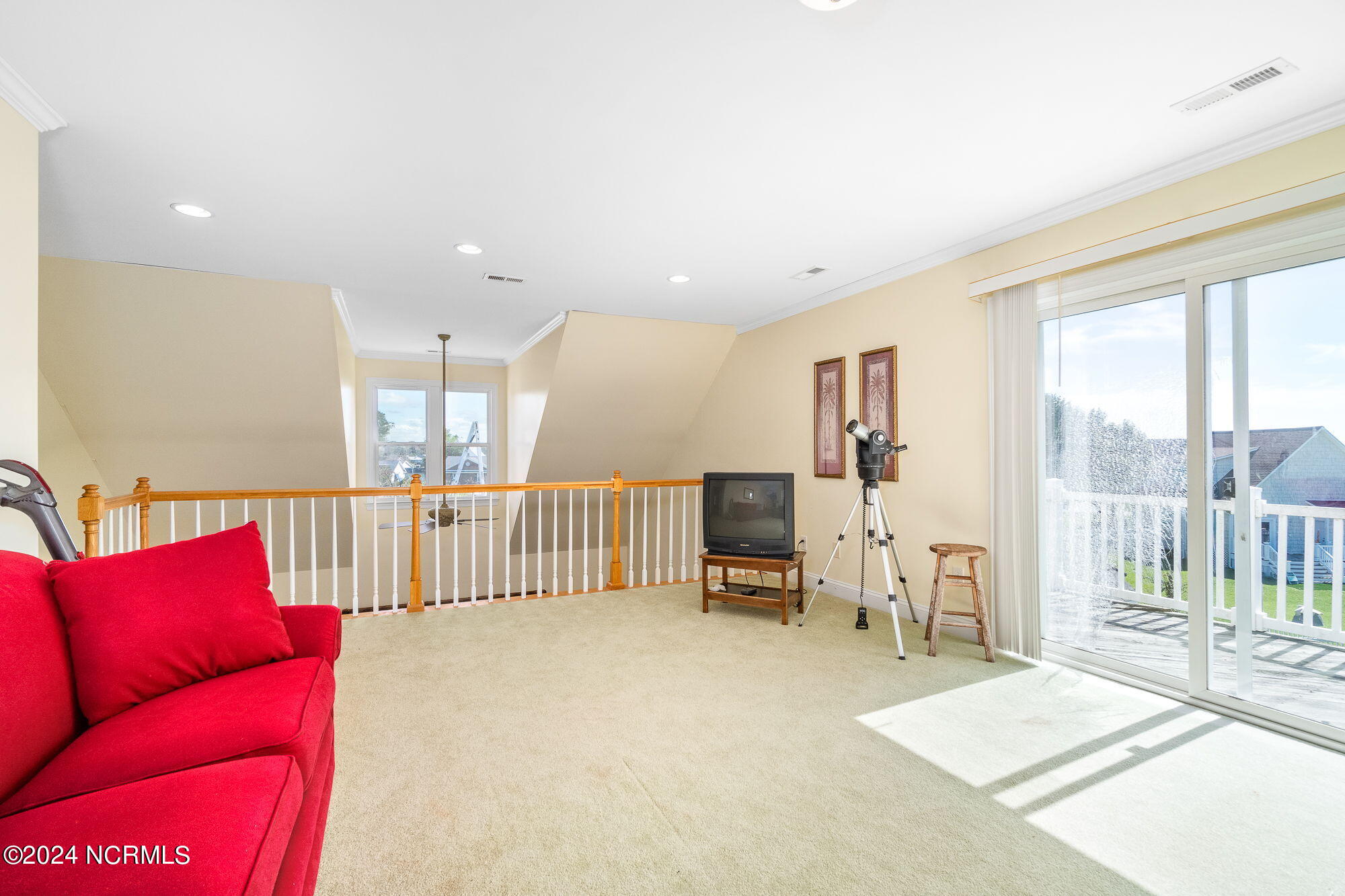 105 Dora Court Property Photo 32