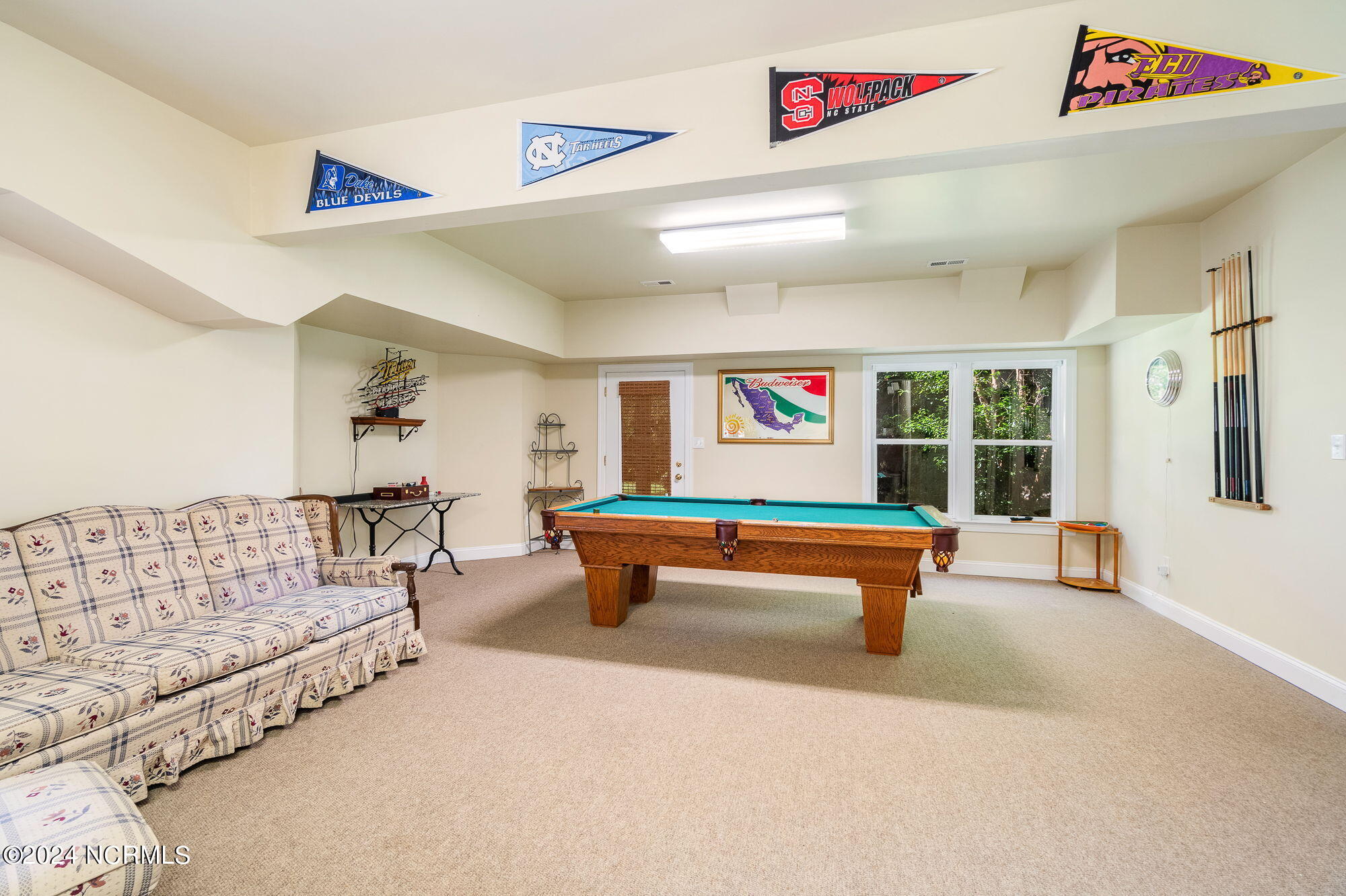 105 Dora Court Property Photo 37