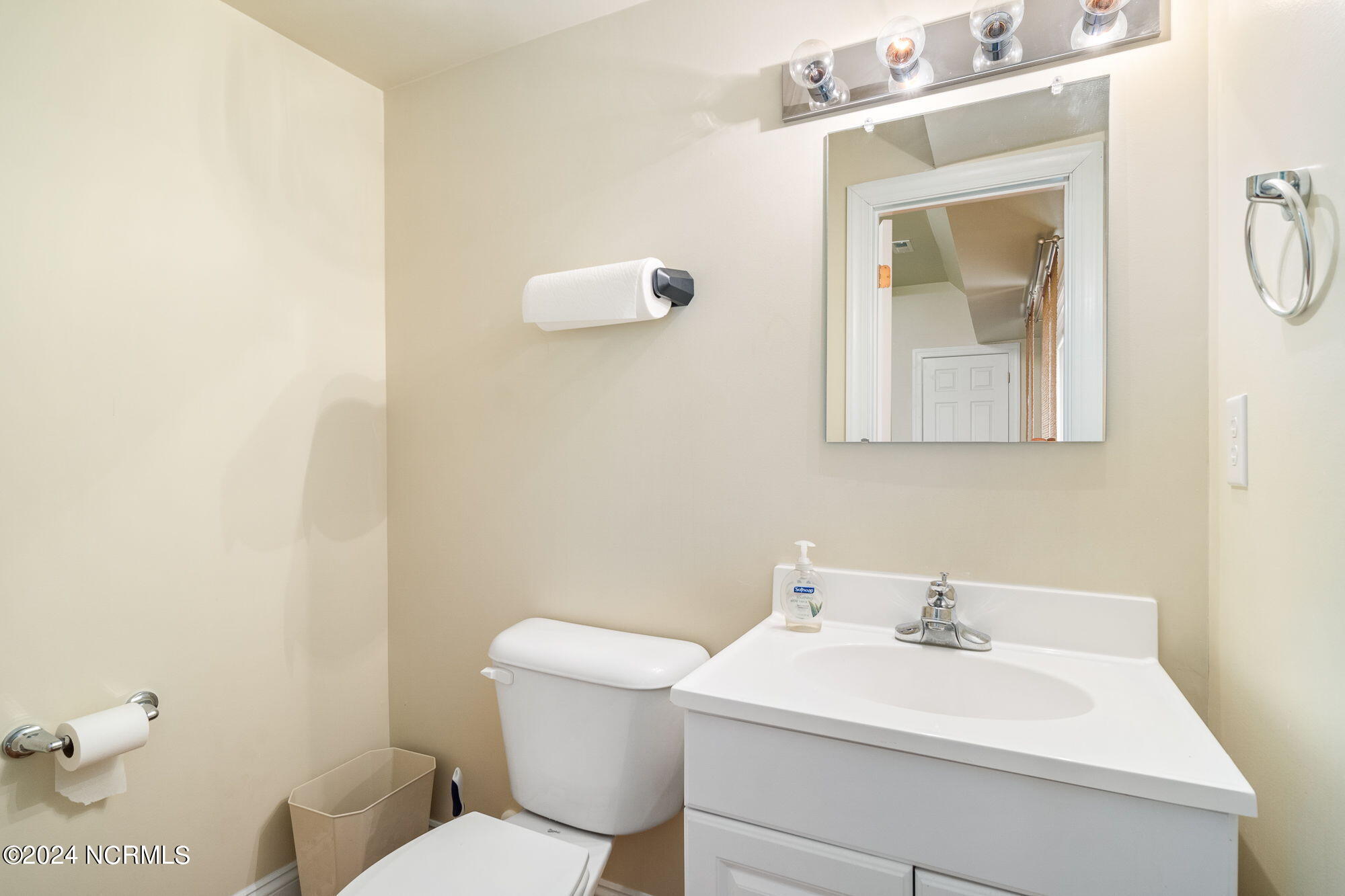 105 Dora Court Property Photo 42