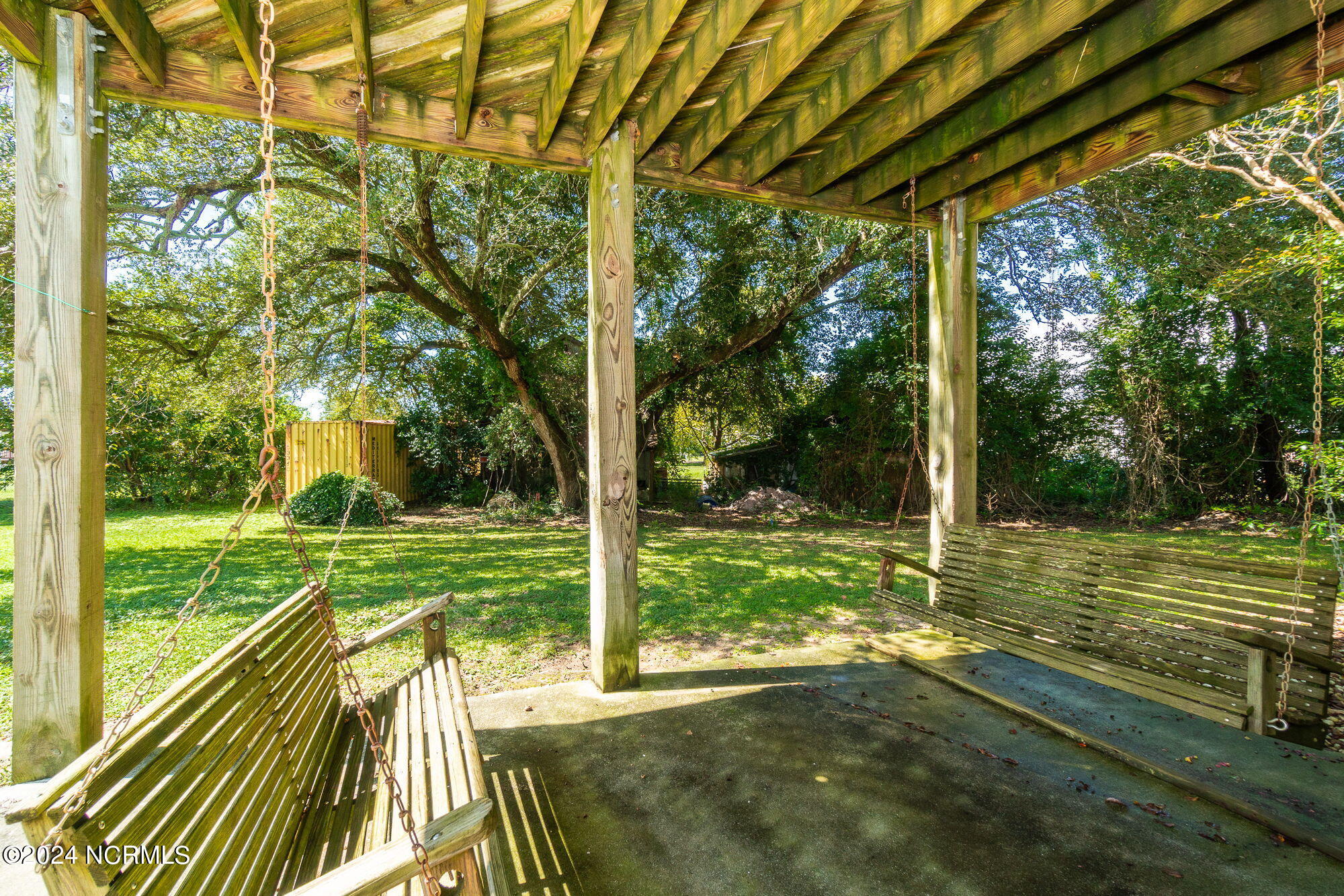 105 Dora Court Property Photo 47