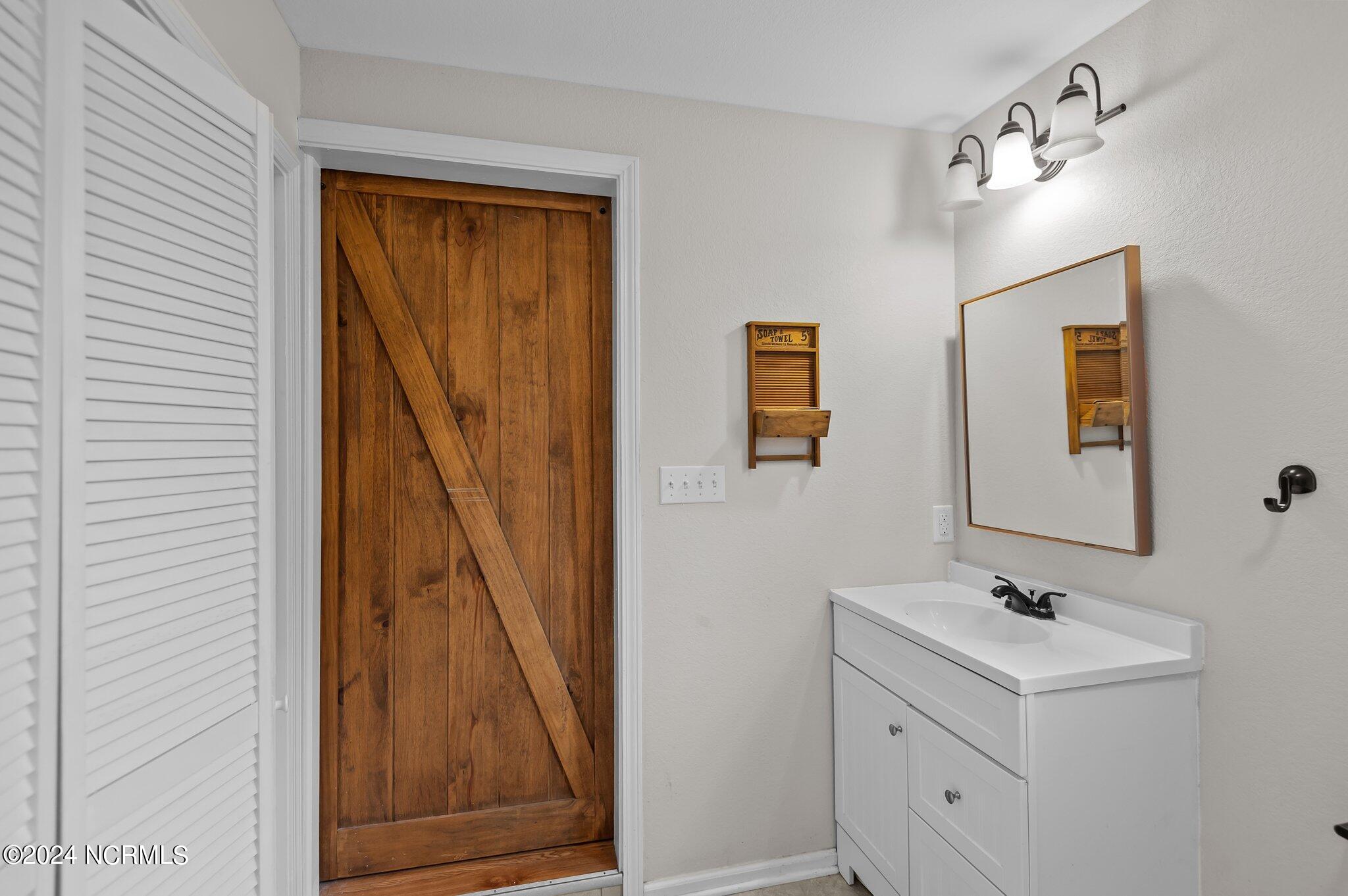 121 Scuppernong Road Property Photo 16
