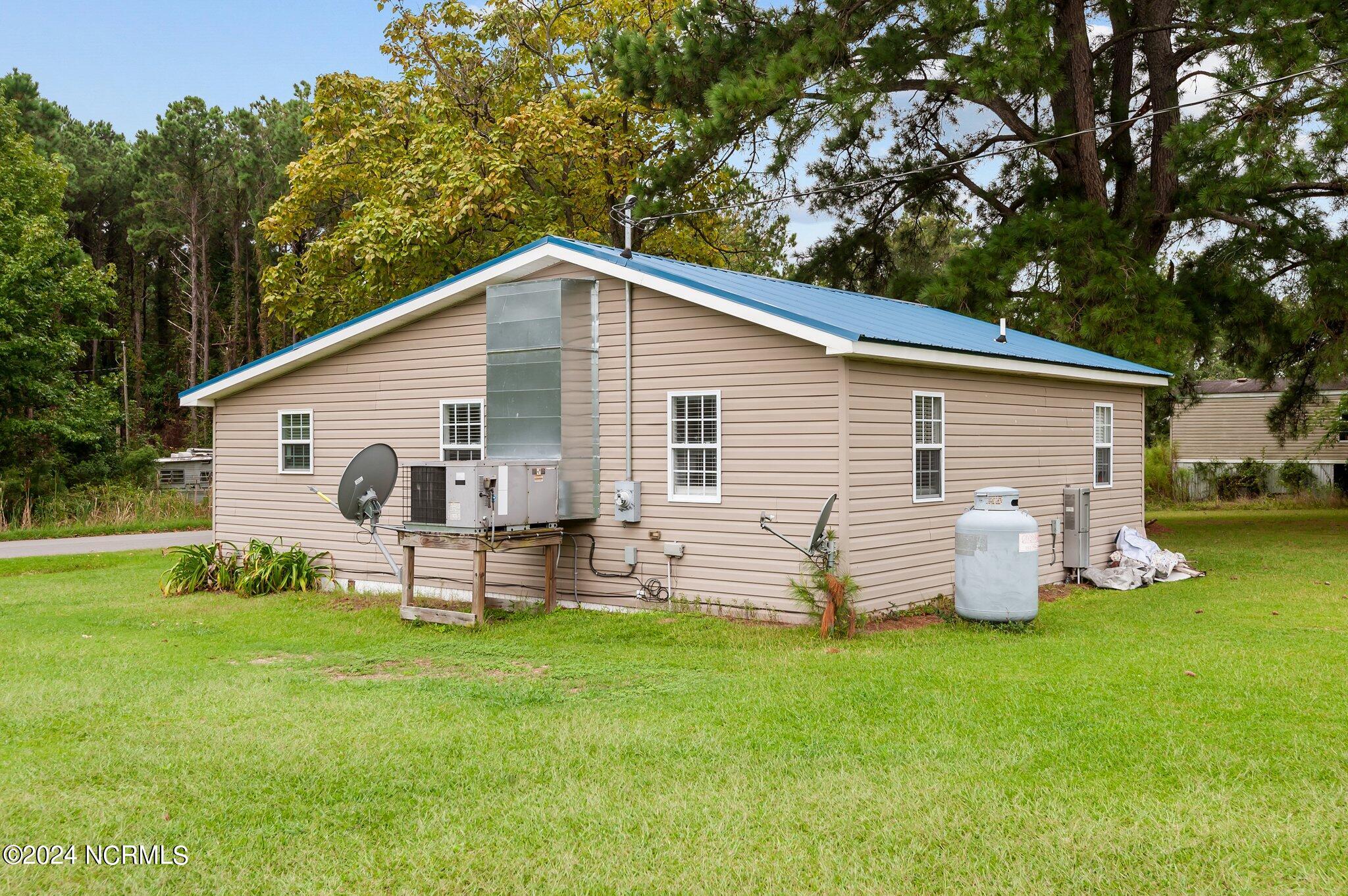 121 Scuppernong Road Property Photo 23