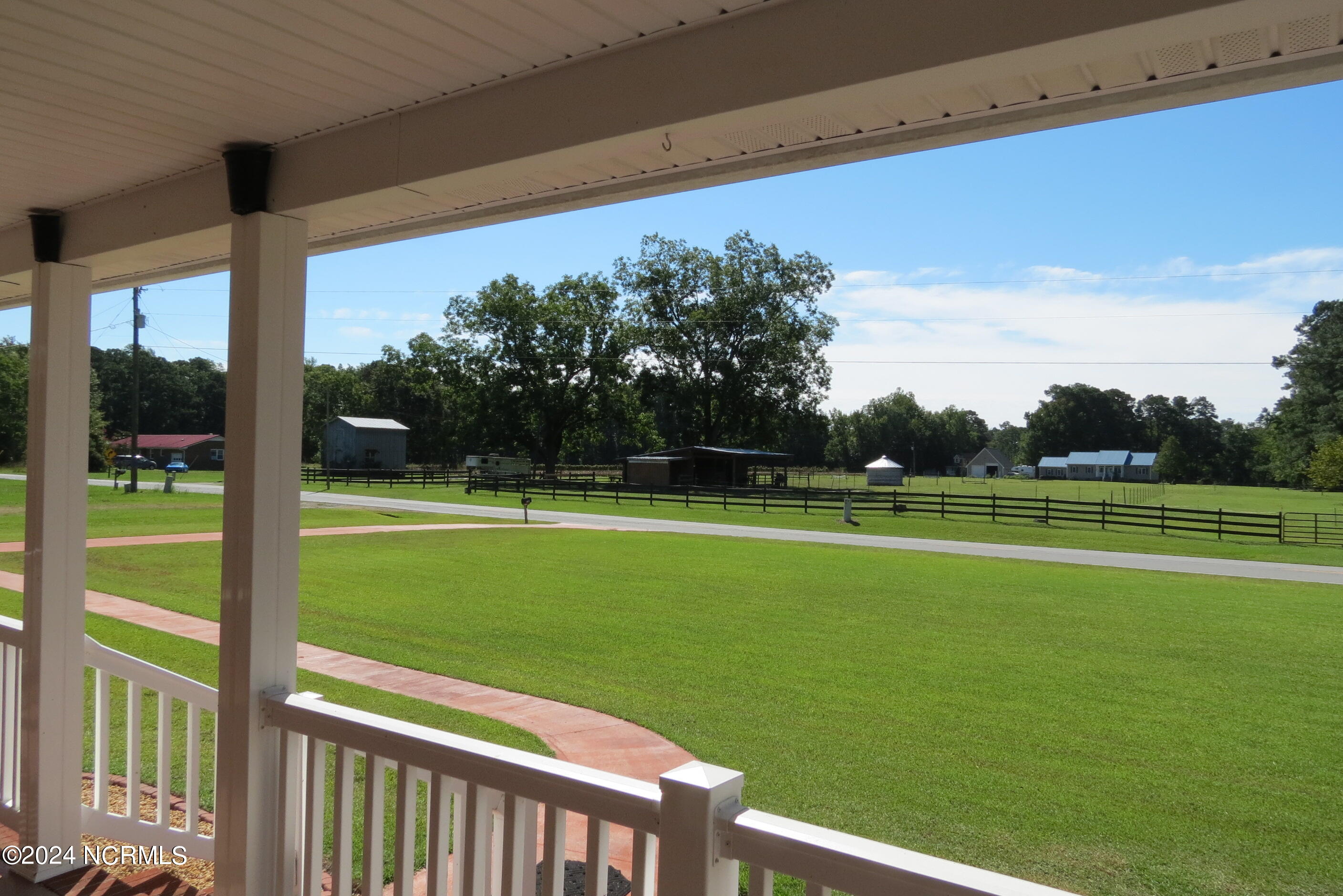 5926 Kershaw Road Property Photo 16