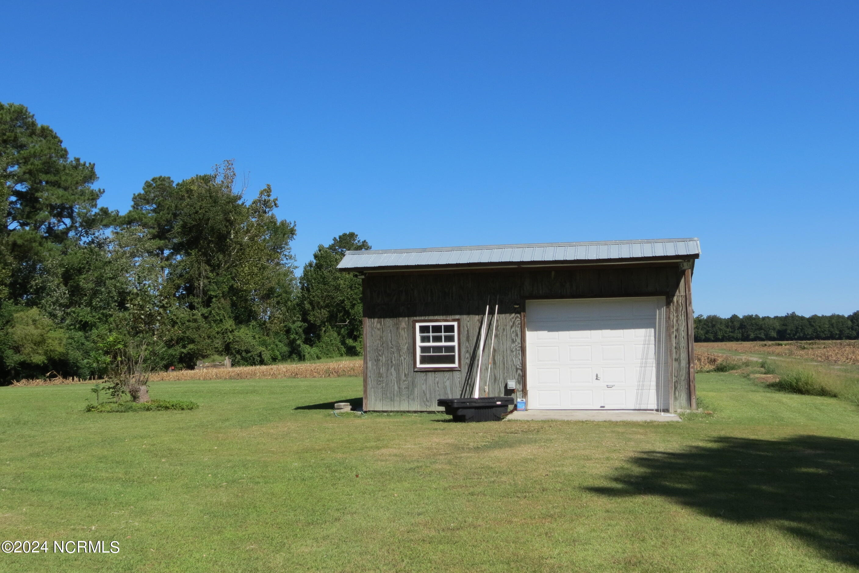 5926 Kershaw Road Property Photo 17