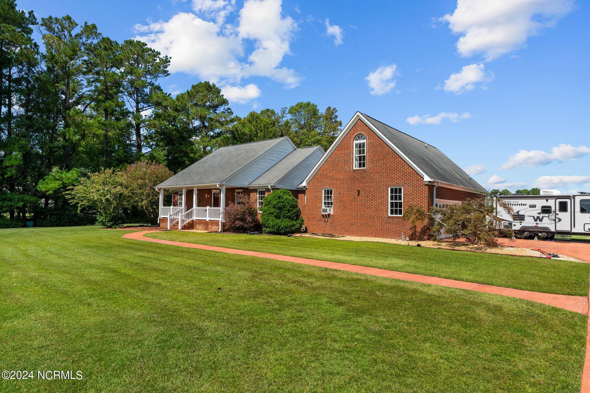 5926 Kershaw Road Property Photo 37