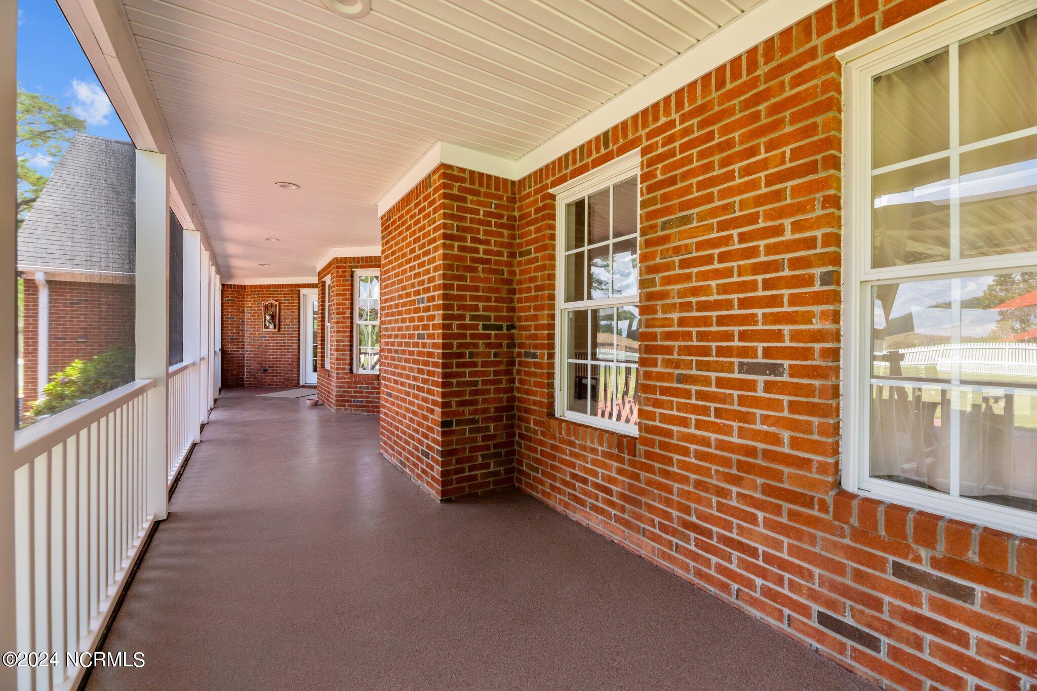 5926 Kershaw Road Property Photo 43