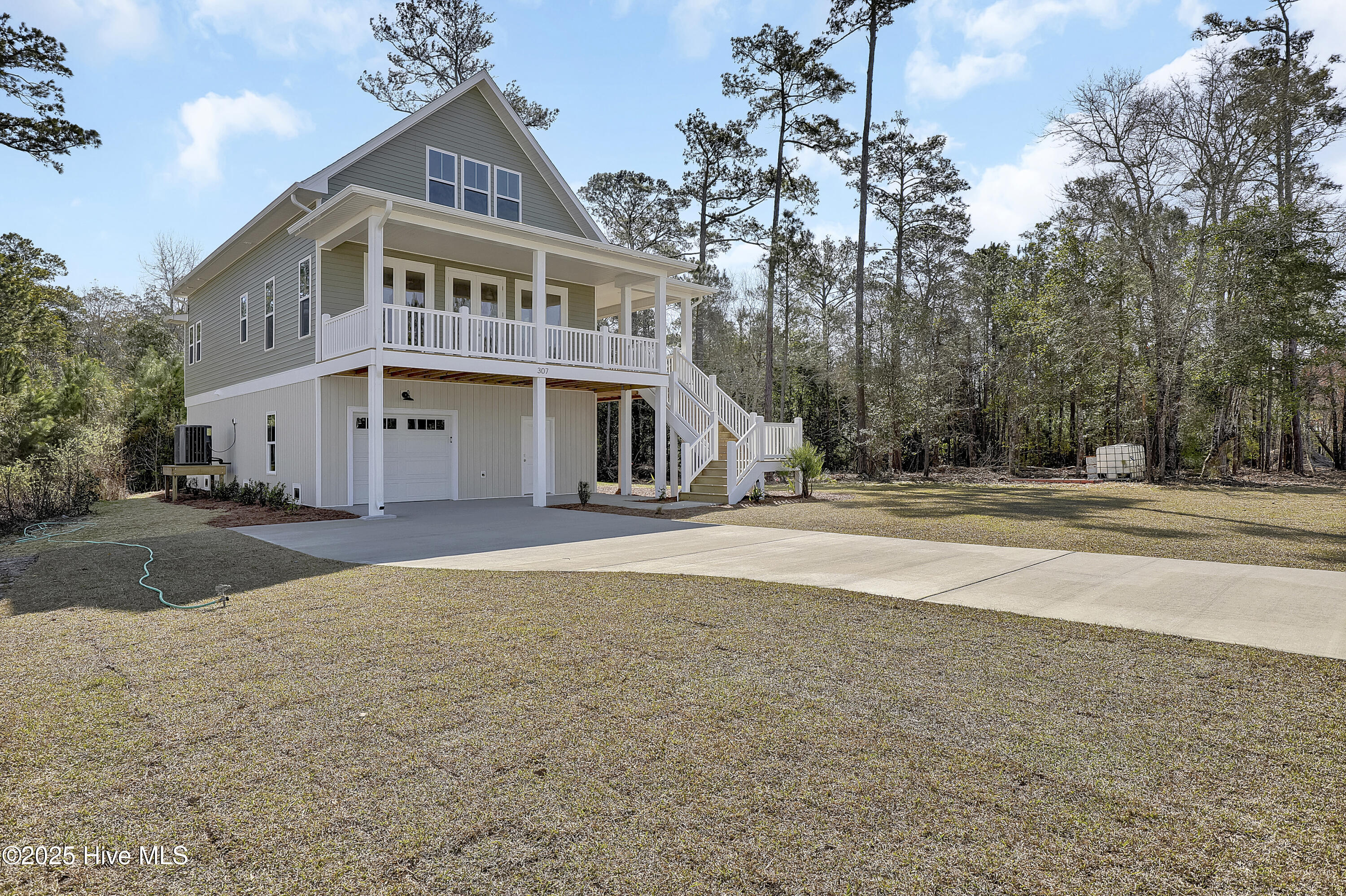 307 Landon Lane Property Photo 2