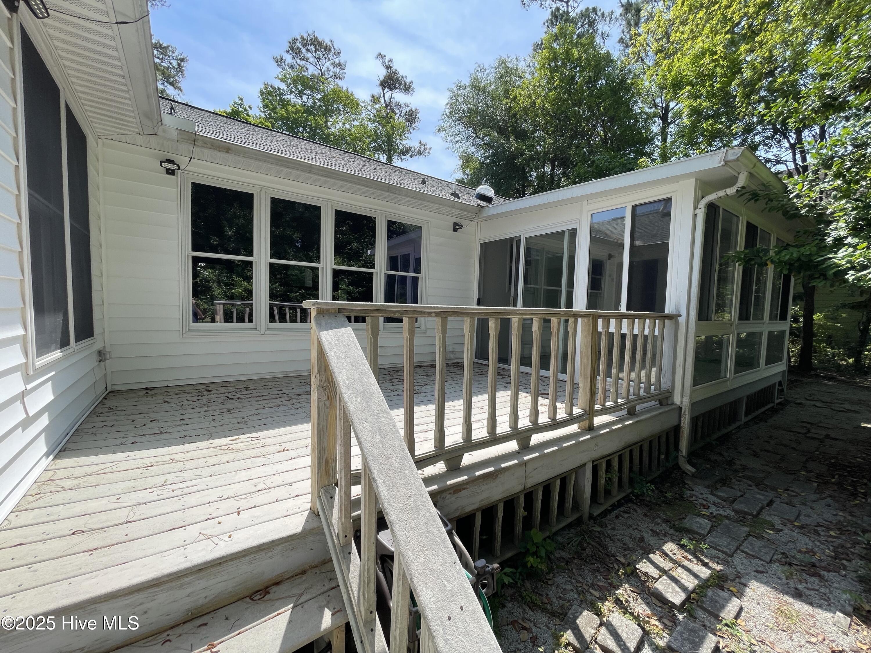 103 Arborvitae Court Property Photo 4