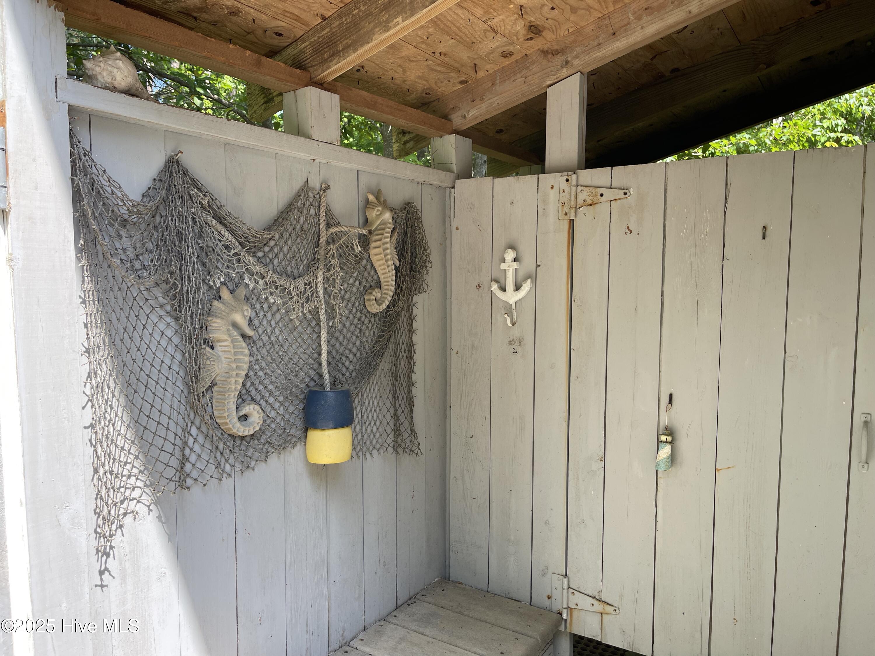 103 Arborvitae Court Property Photo 7