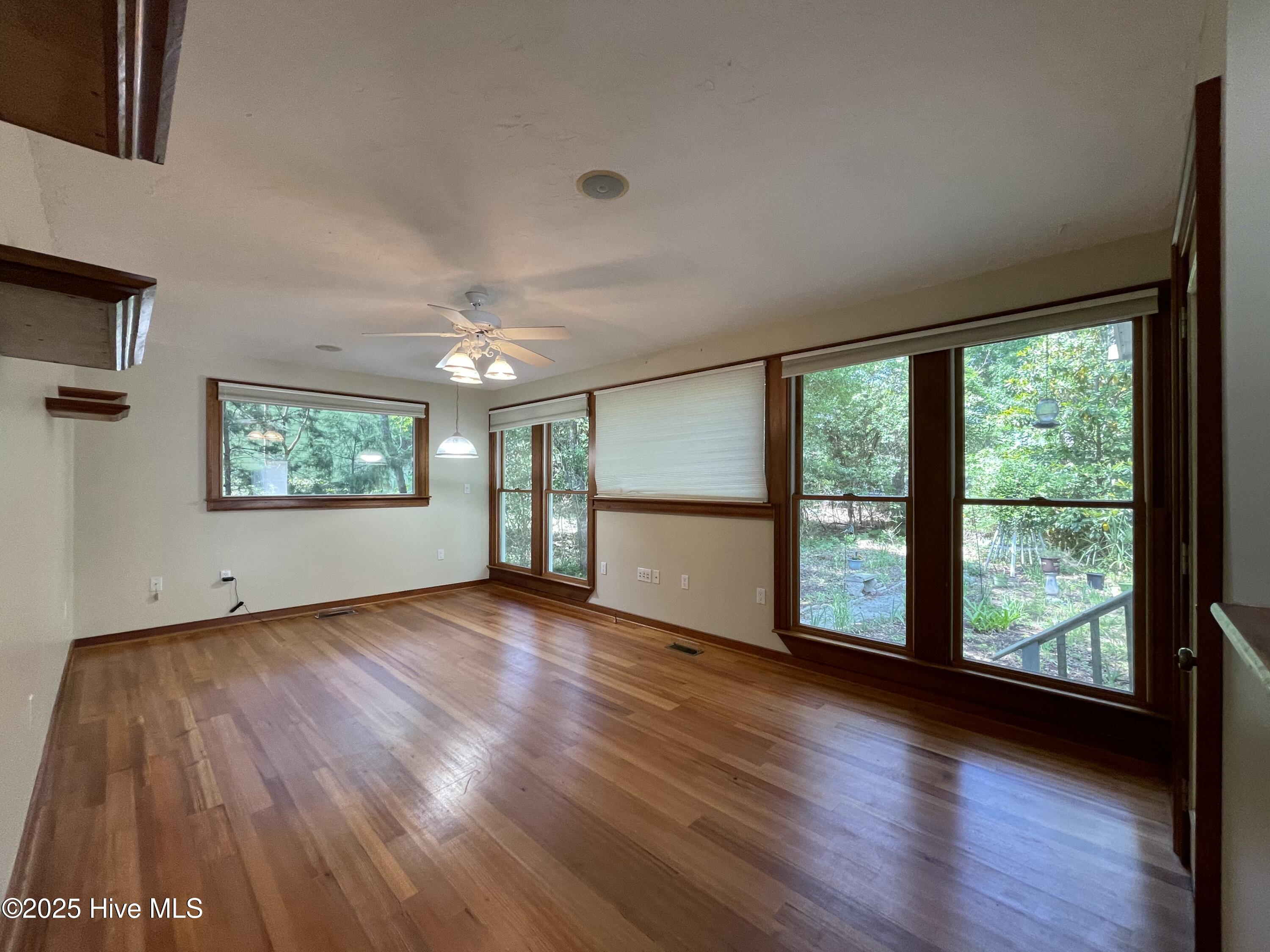 103 Arborvitae Court Property Photo 13