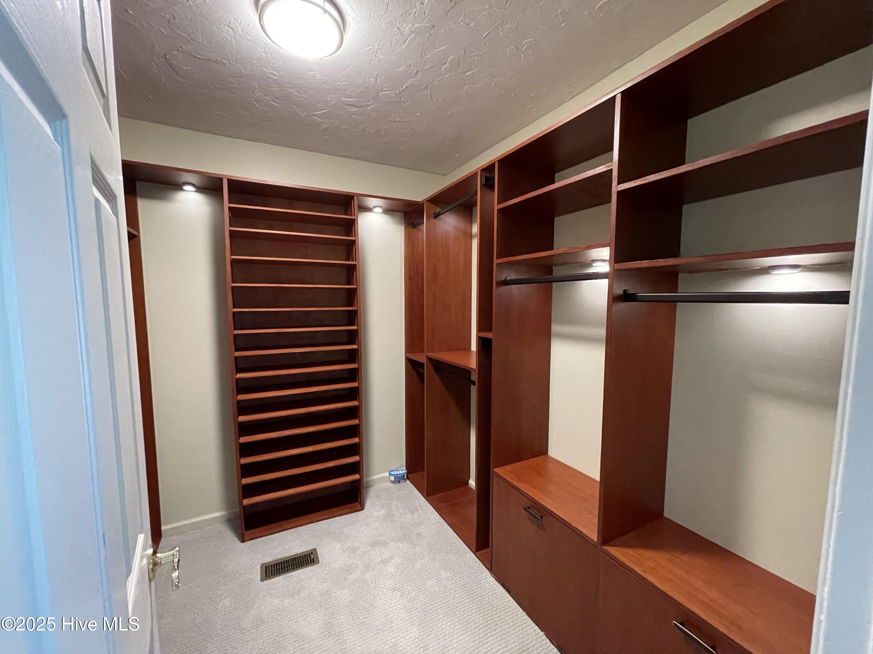 103 Arborvitae Court Property Photo 17