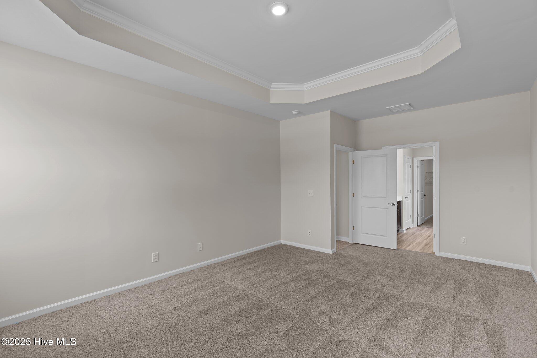 1951 Mansfield Avenue Property Photo 6