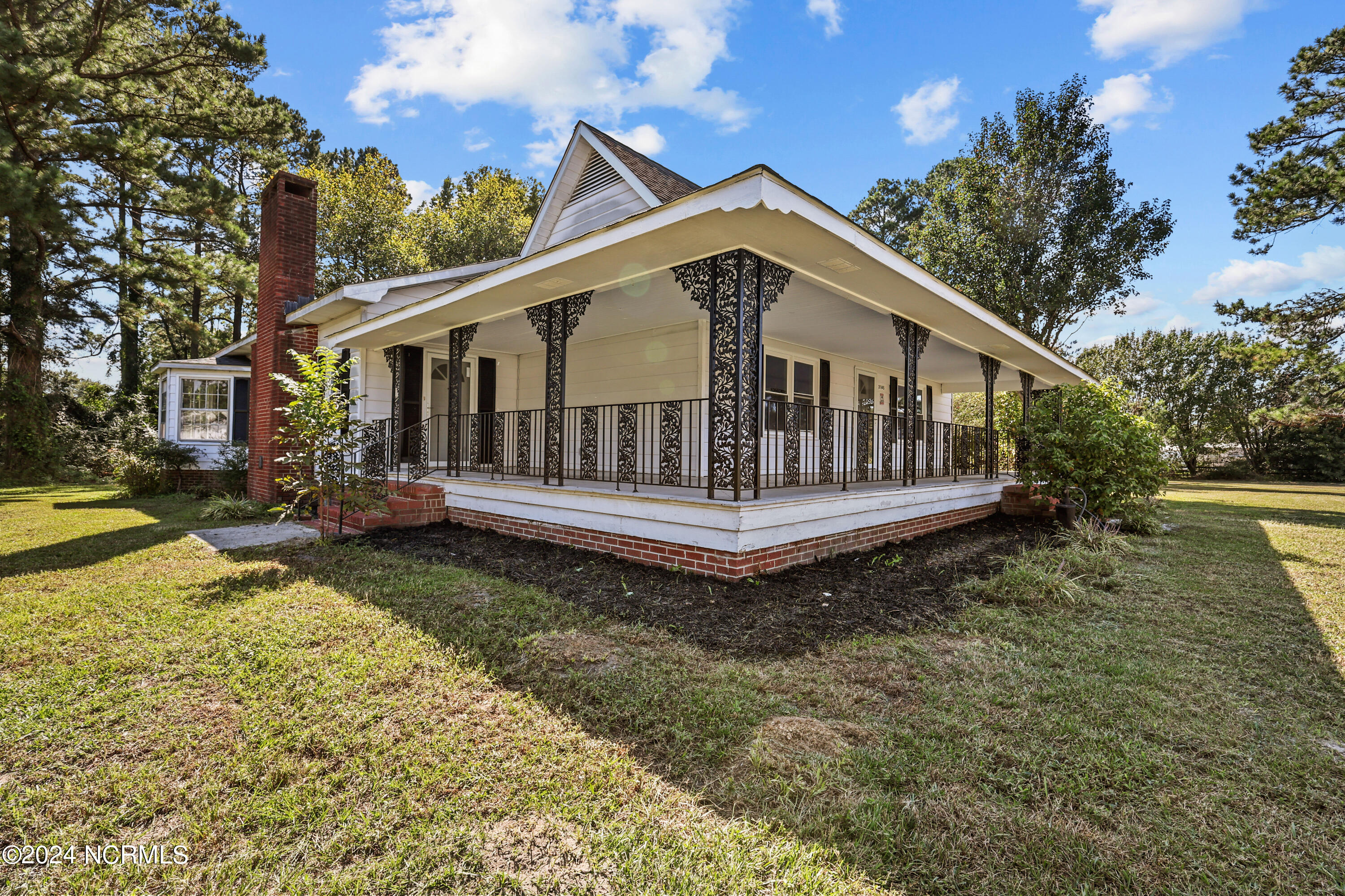 2745 S Nc 41 50 Highway Property Photo 2