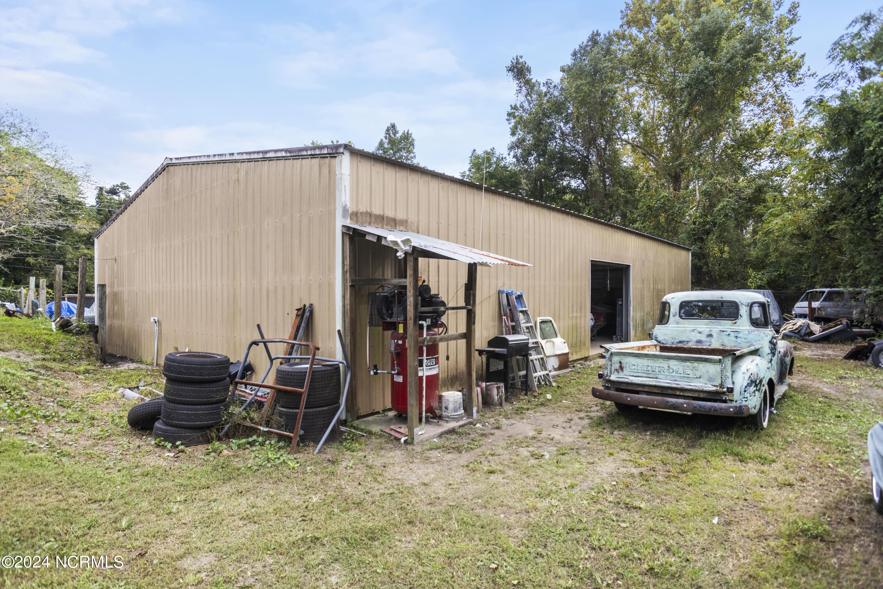 5203 Castle Hayne Road Property Photo 30
