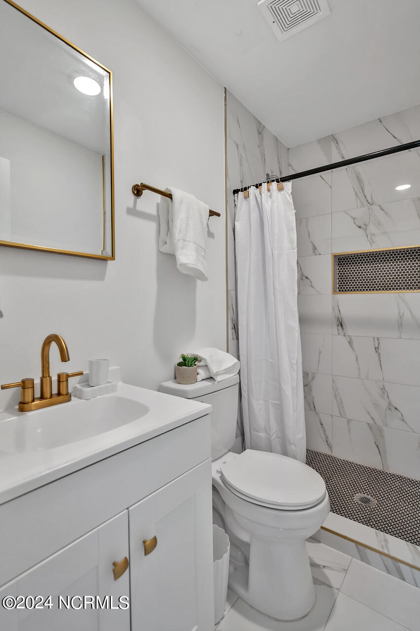 1601 Little Falls Drive Property Photo 14