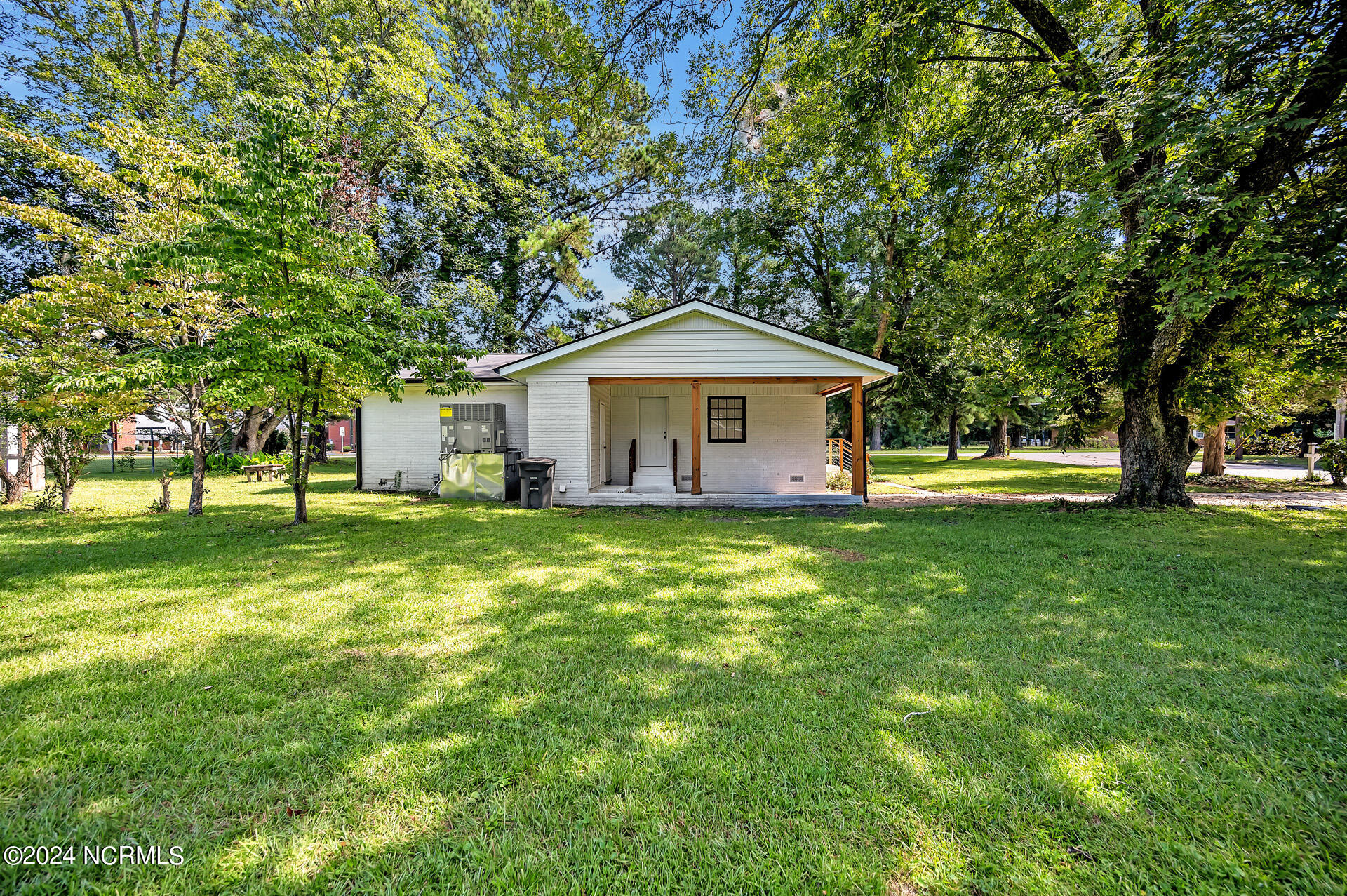 1601 Little Falls Drive Property Photo 31