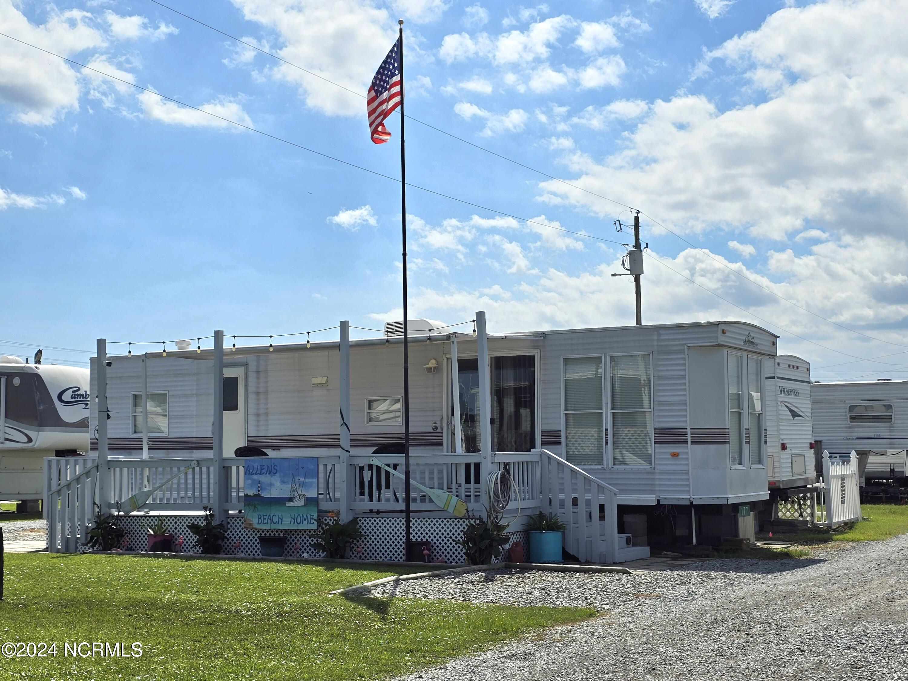 177 Reel Street Property Photo 1