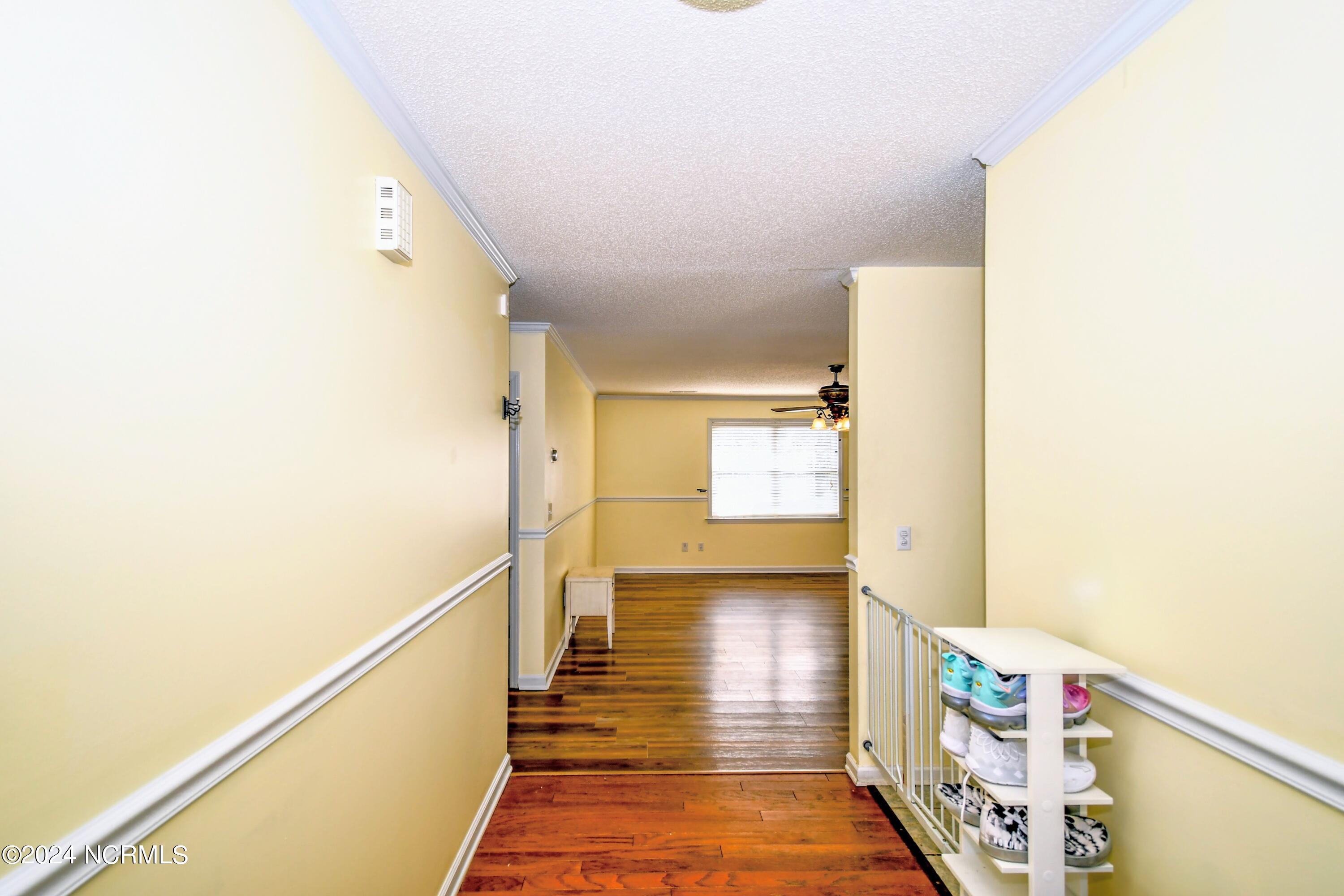 122 Sussex Lane Property Photo 4