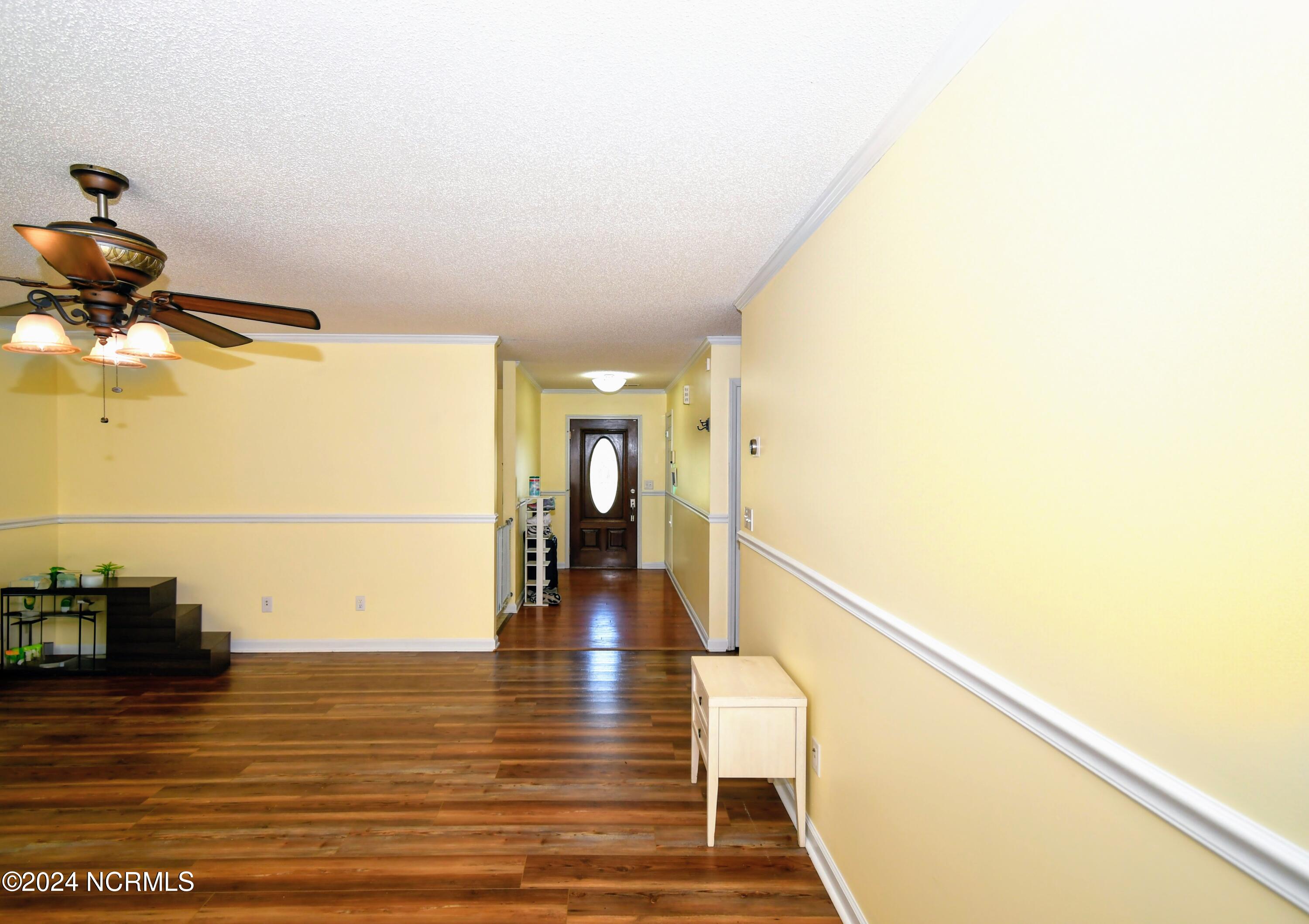 122 Sussex Lane Property Photo 9