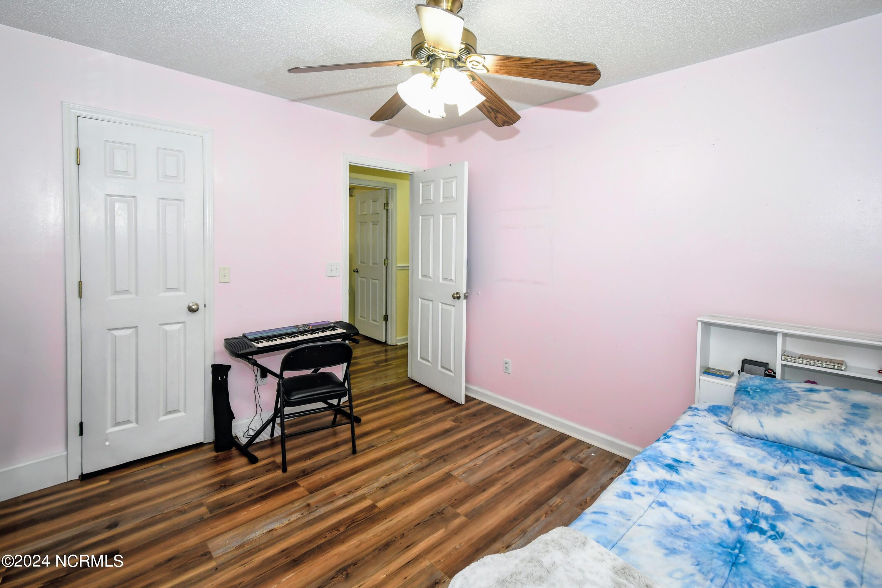 122 Sussex Lane Property Photo 19